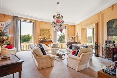 Vente Appartement Paris 16 6&nbsp;Pièces 403.22&nbsp;m²