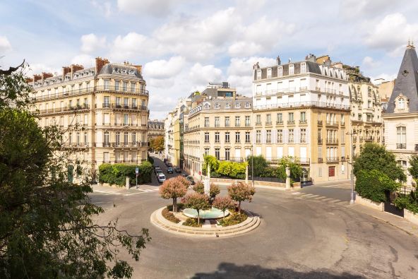 Vente Appartement Paris 8 5&nbsp;Pièces 220&nbsp;m²