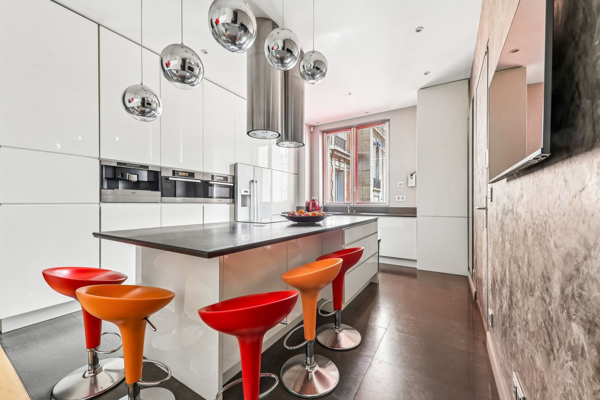 apartment 7 Rooms for sale on PARIS (75016)