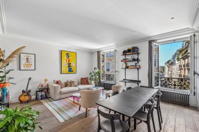 Sale Apartment Paris 7 2&nbsp;Rooms 68&nbsp;m²