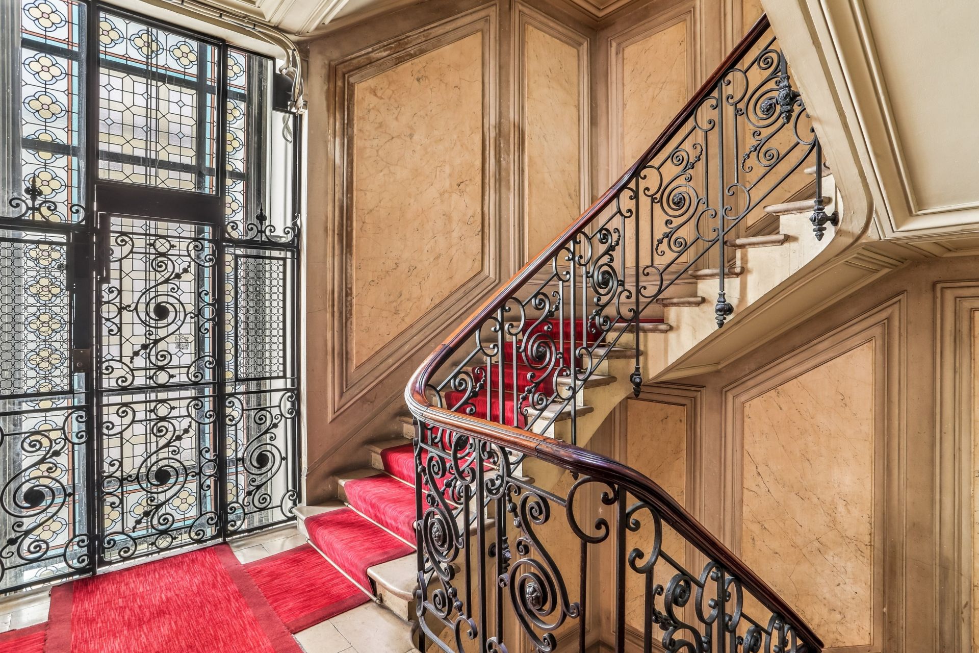 apartment 3 Rooms for sale on PARIS (75008)