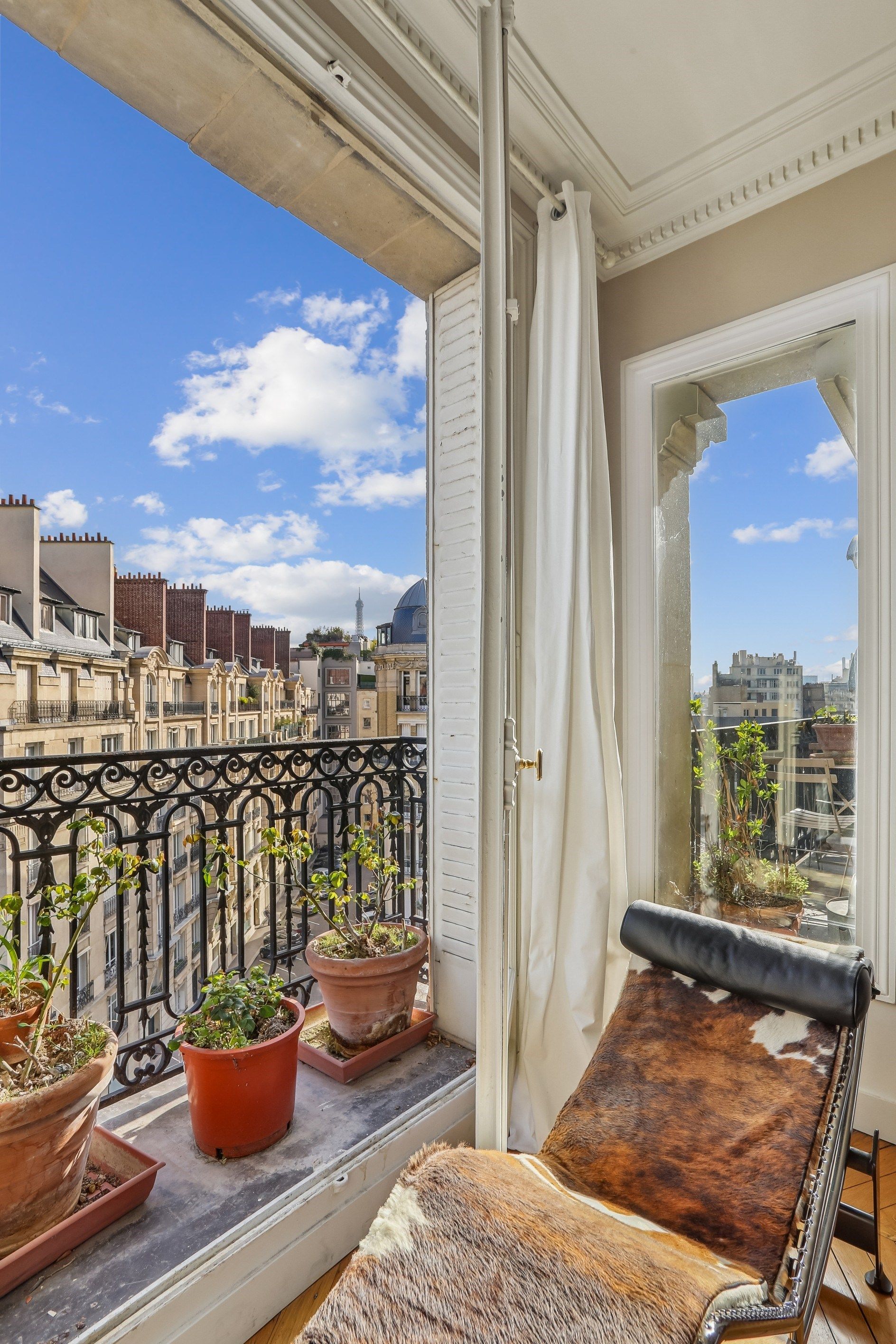 apartment 2 Rooms for sale on PARIS (75016)