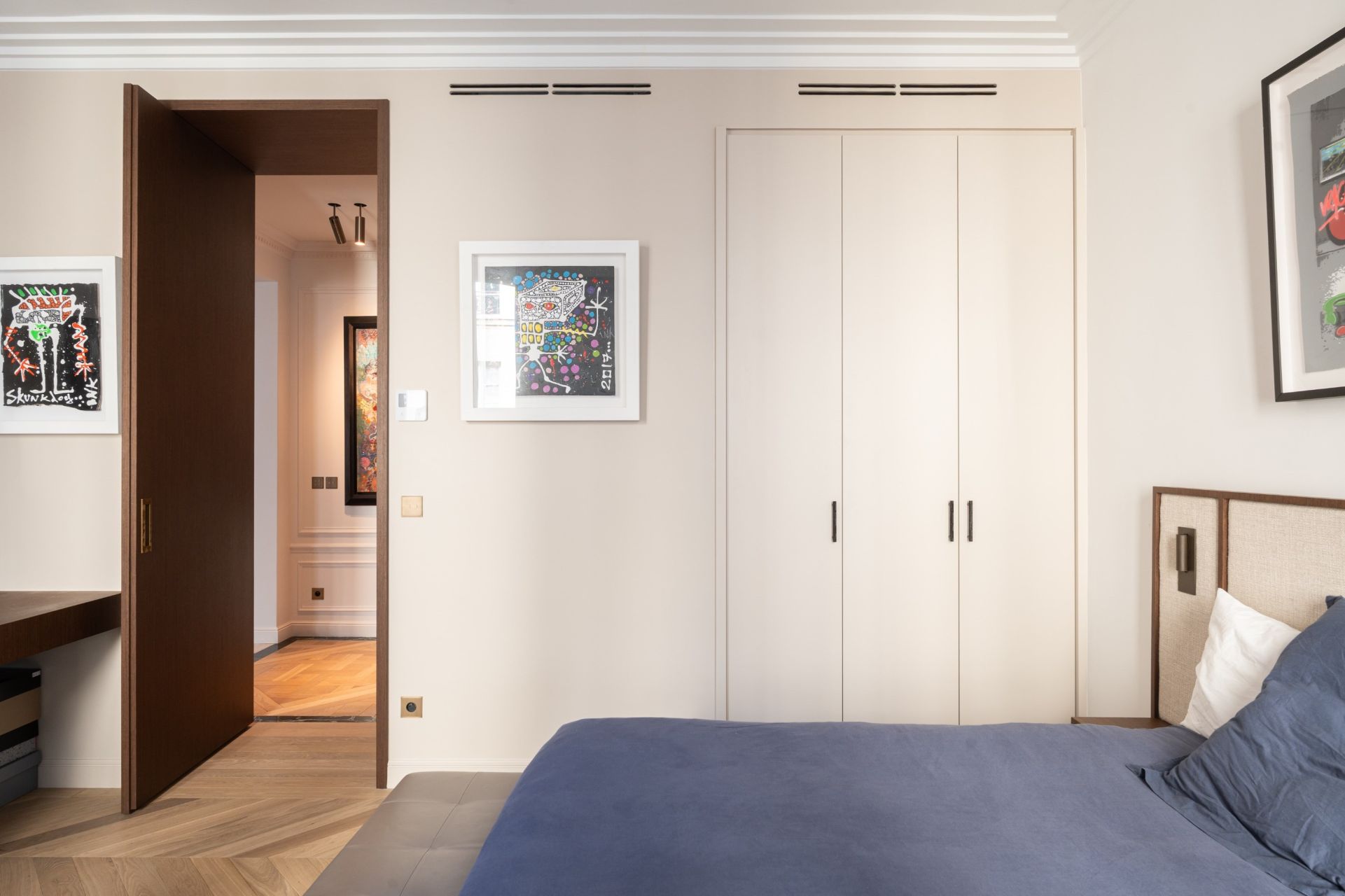 apartment 7 Rooms for sale on PARIS (75007)