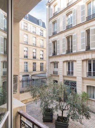 Sale Apartment Paris 7 7&nbsp;Rooms 186.54&nbsp;m²