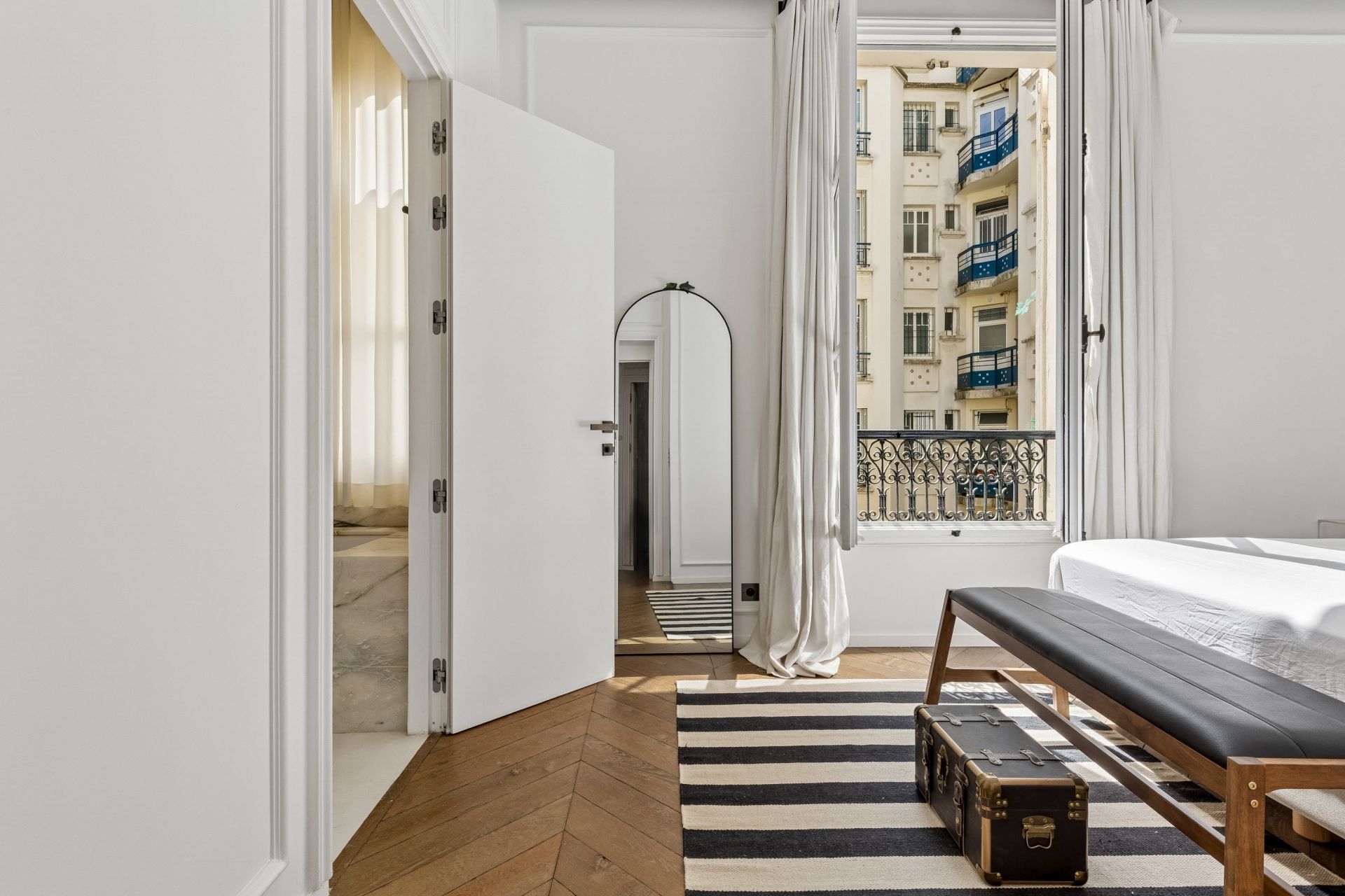 appartement 4 Pièces en vente sur PARIS (75007)