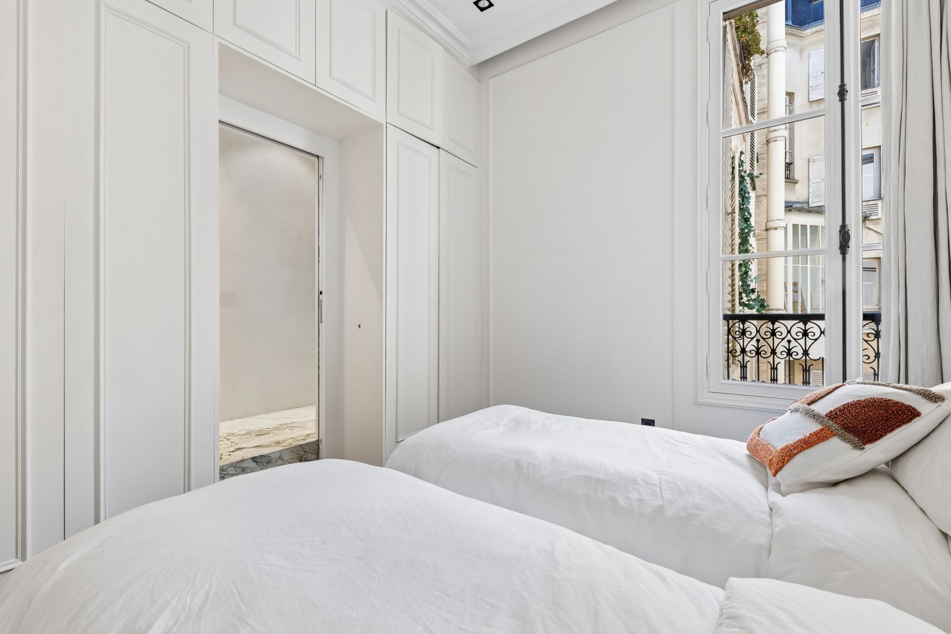 appartement 4 Pièces en vente sur PARIS (75007)