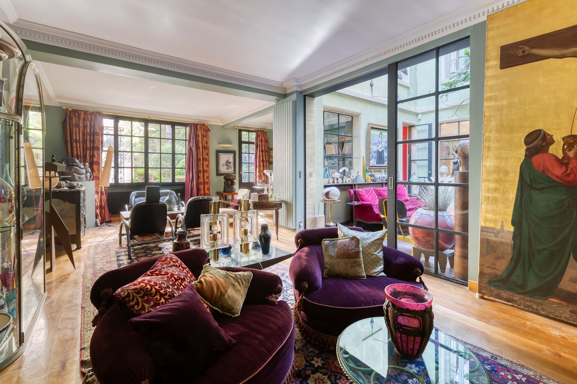 mansion (hôtel particulier) 7 Rooms for sale on PARIS (75116)