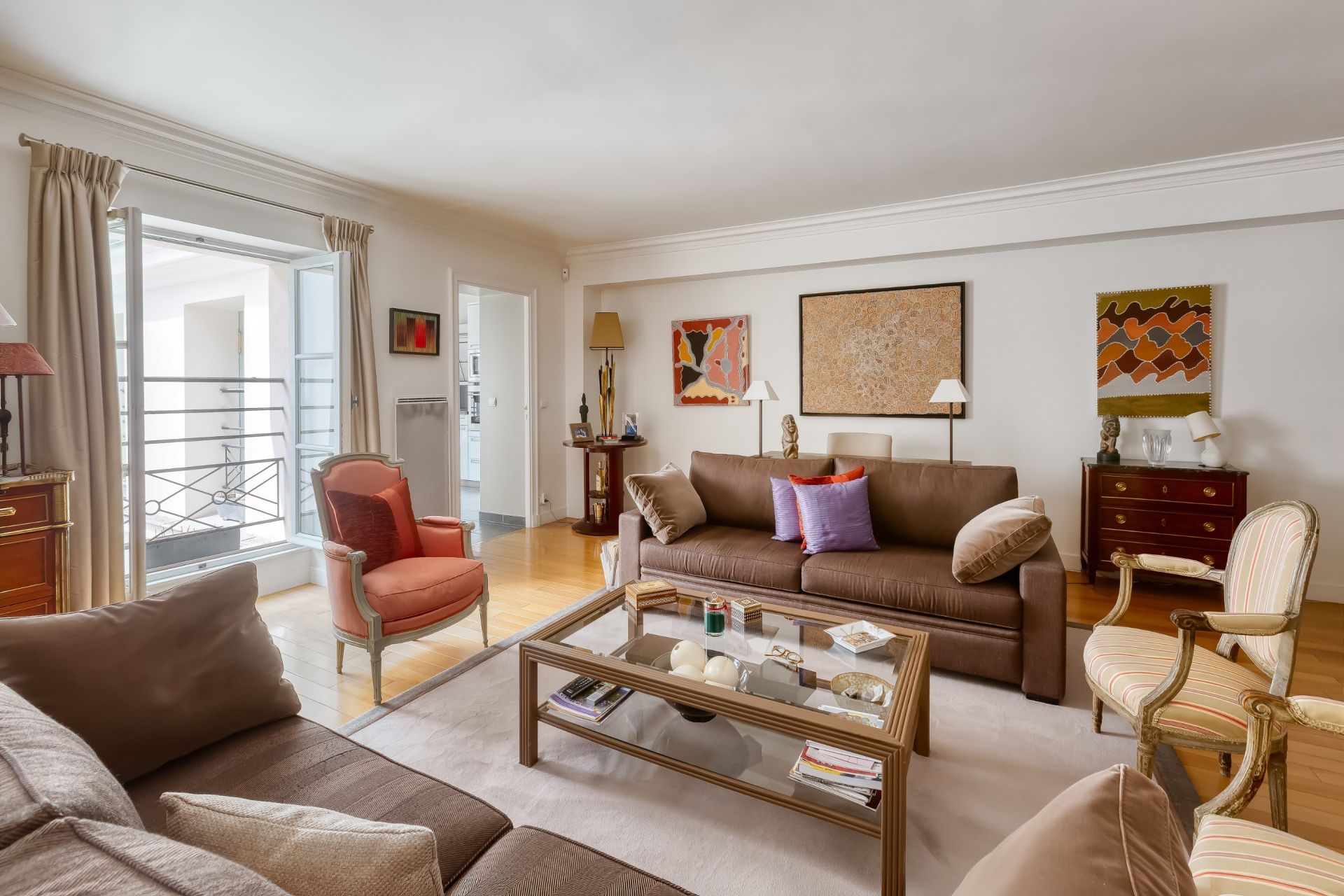 apartment 5 Rooms for sale on PARIS (75003)