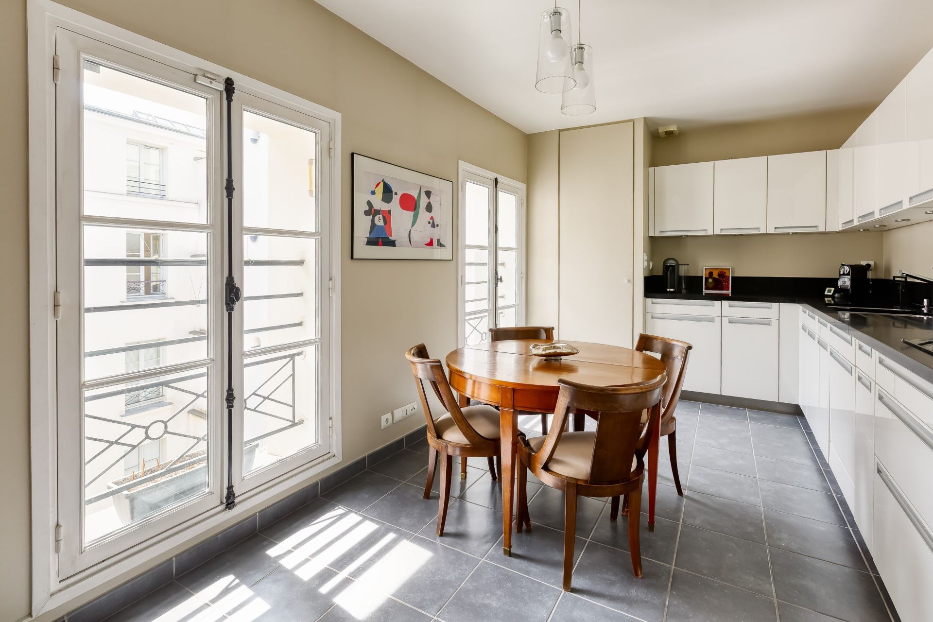 apartment 5 Rooms for sale on PARIS (75003)