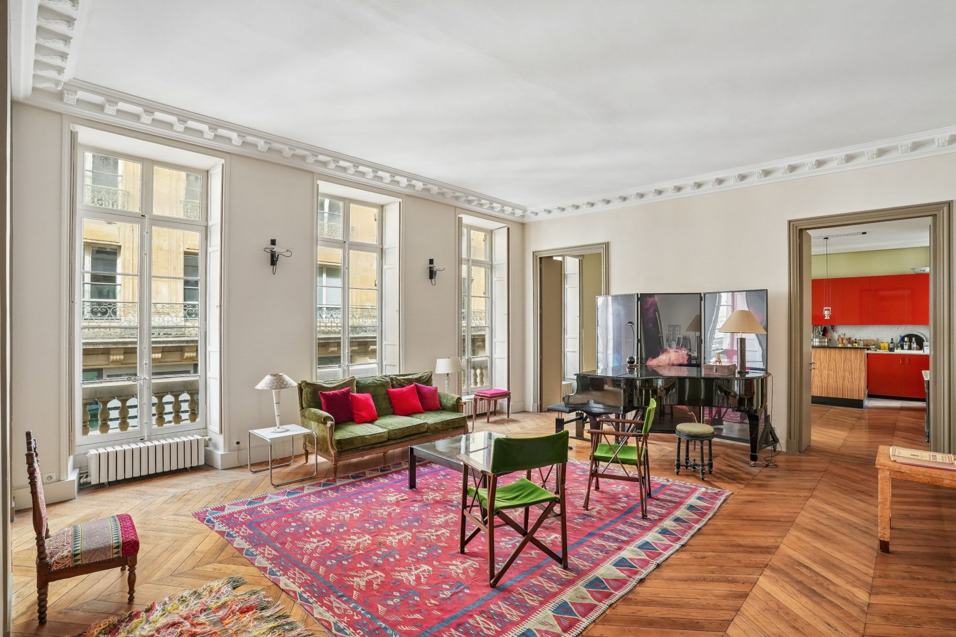 apartment 5 Rooms for sale on PARIS (75002)