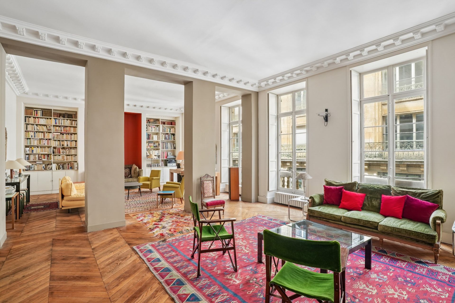 apartment 5 Rooms for sale on PARIS (75002)