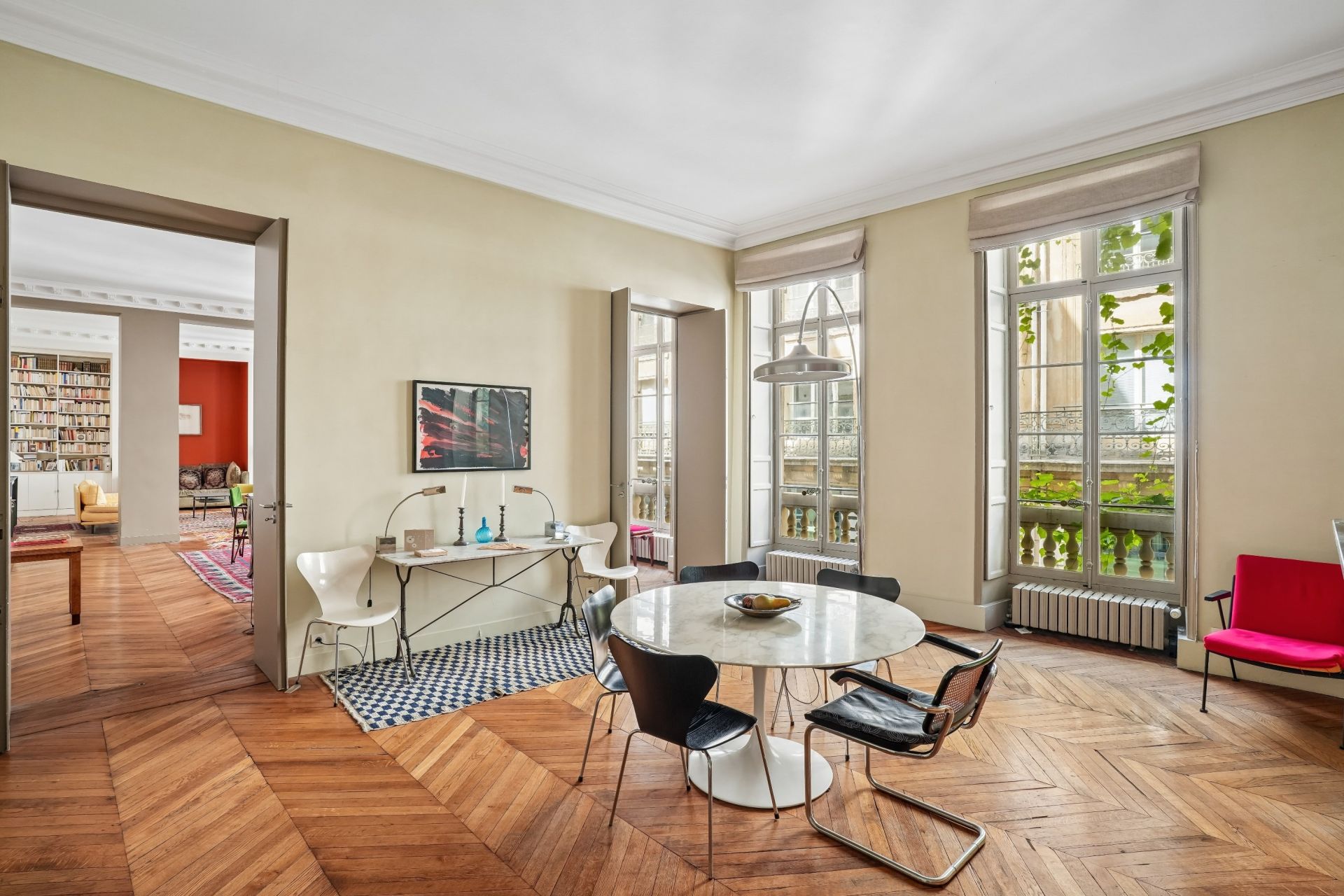 apartment 5 Rooms for sale on PARIS (75002)