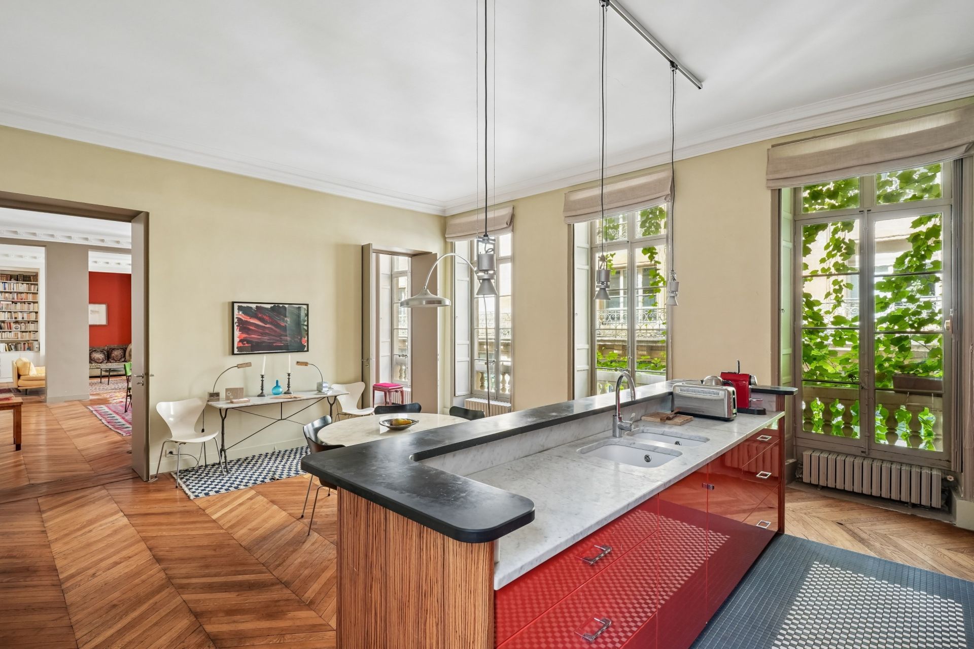 apartment 5 Rooms for sale on PARIS (75002)
