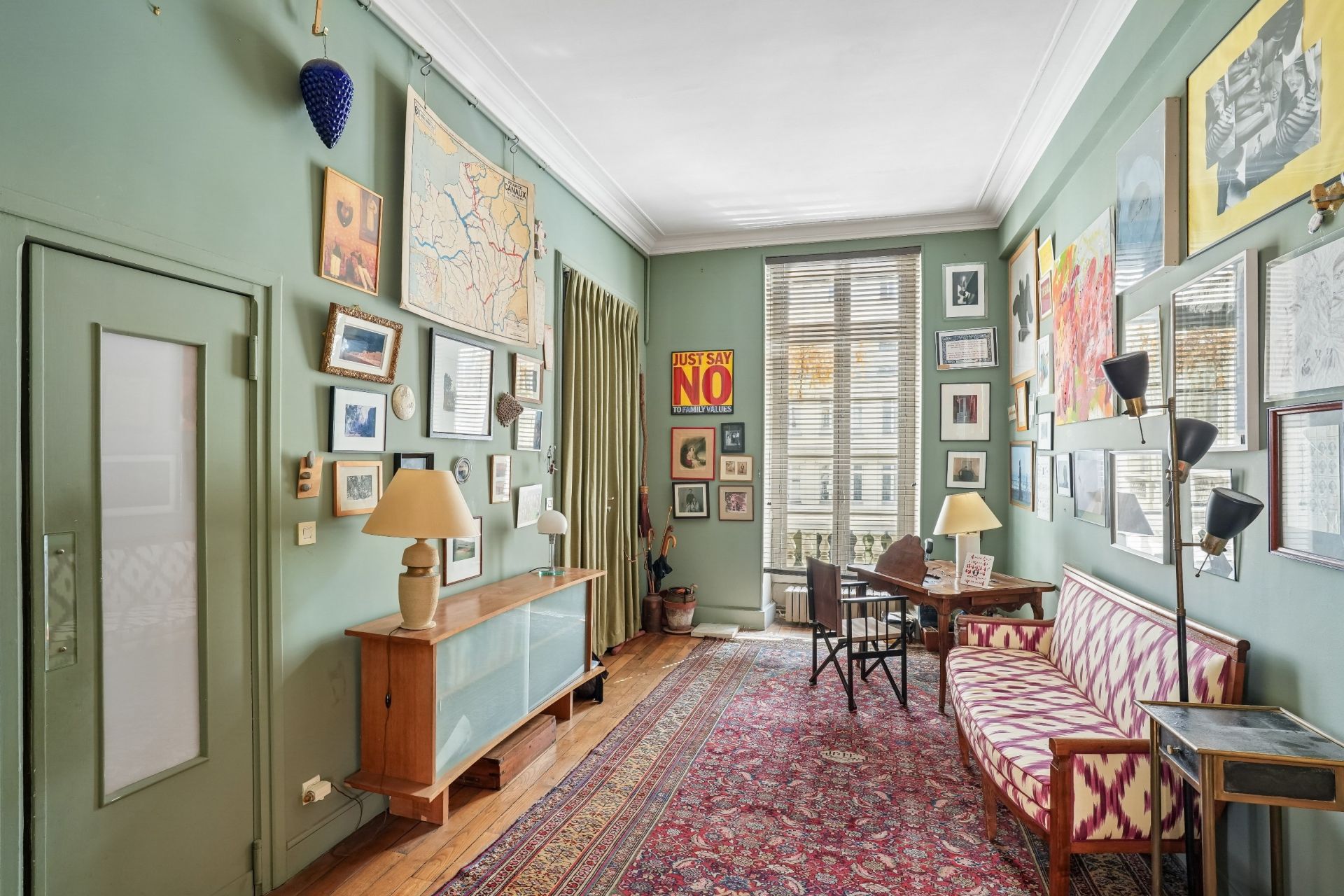 apartment 5 Rooms for sale on PARIS (75002)