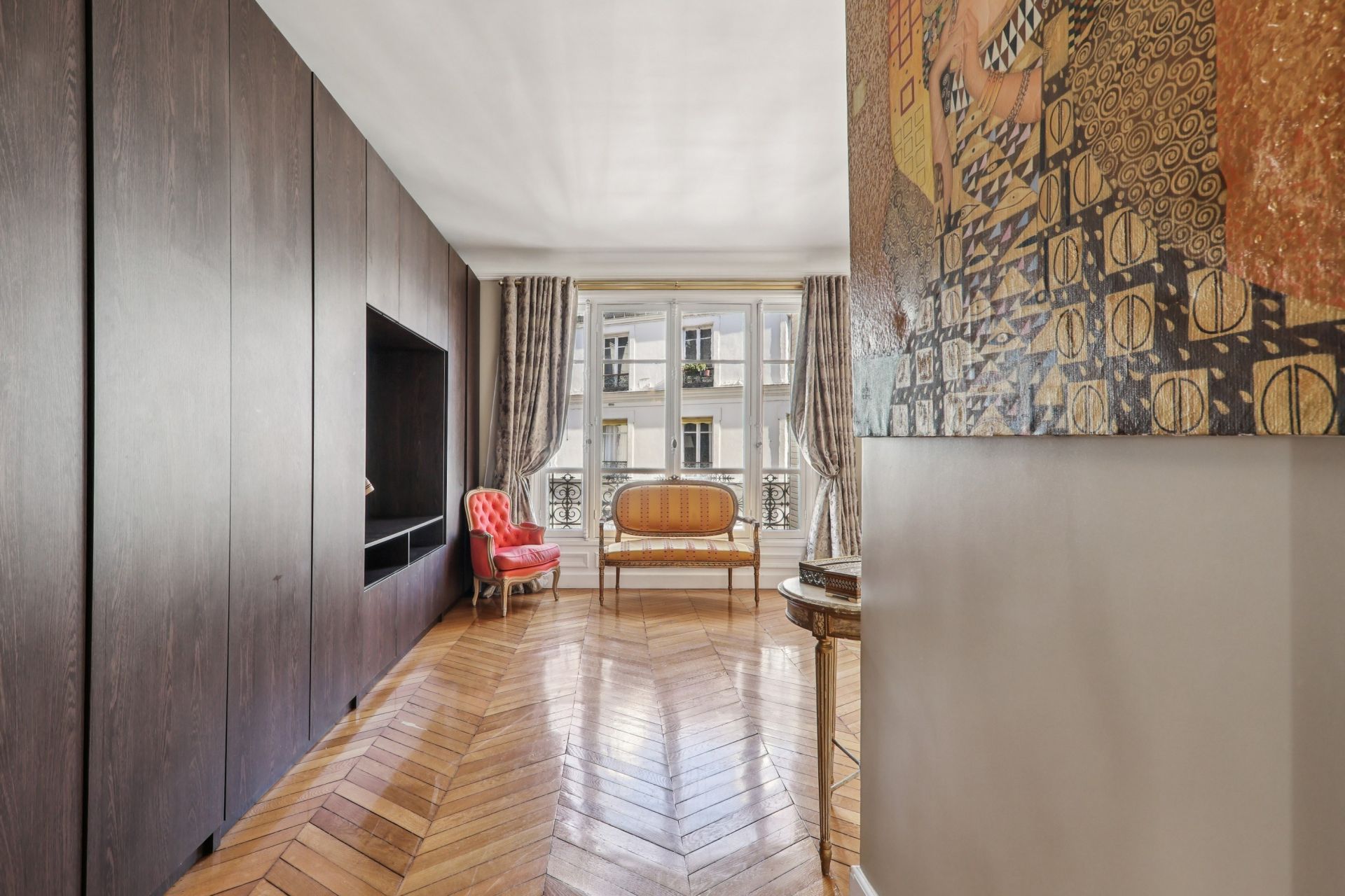 apartment 5 Rooms for sale on PARIS (75017)