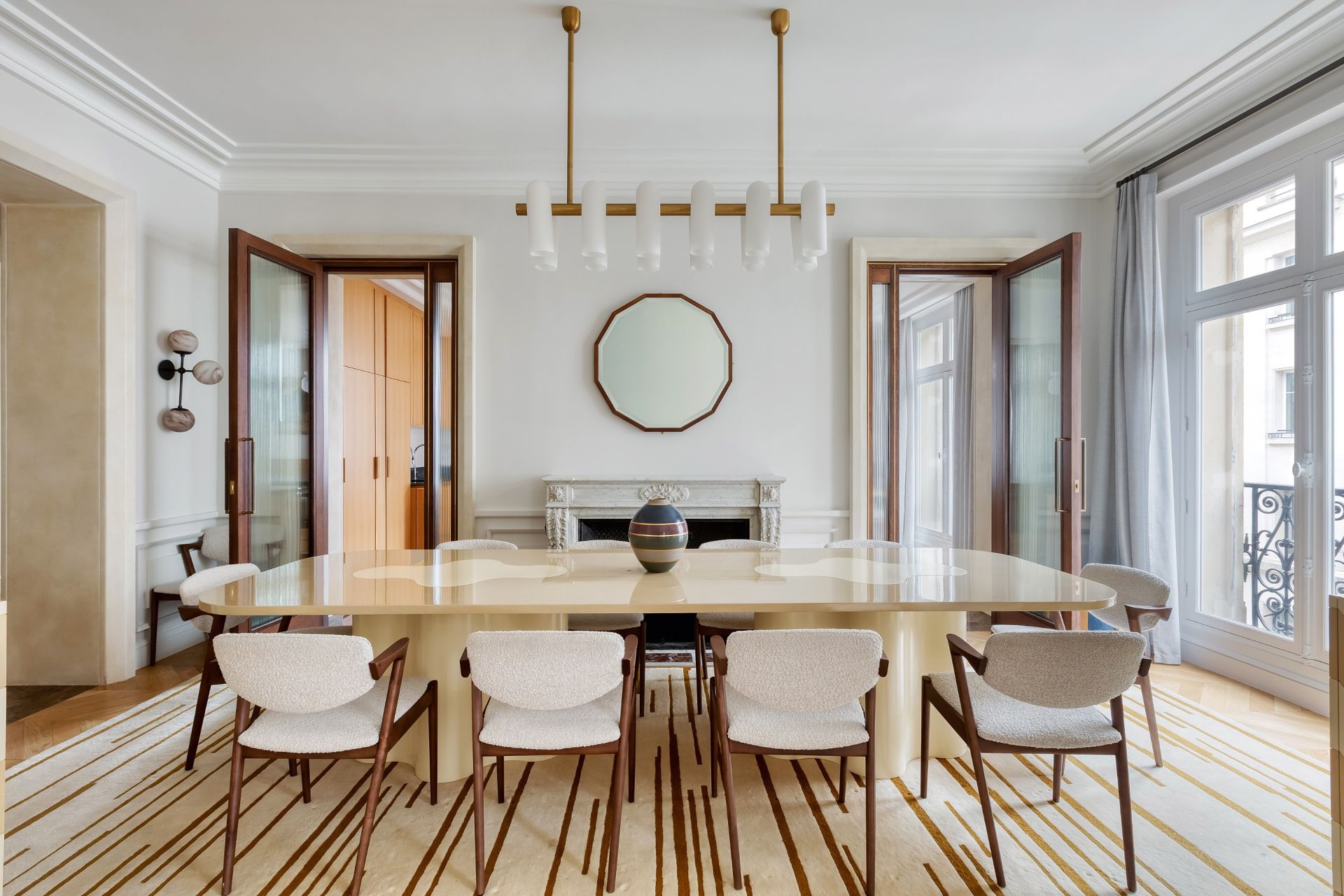 apartment 8 Rooms for sale on PARIS (75008)
