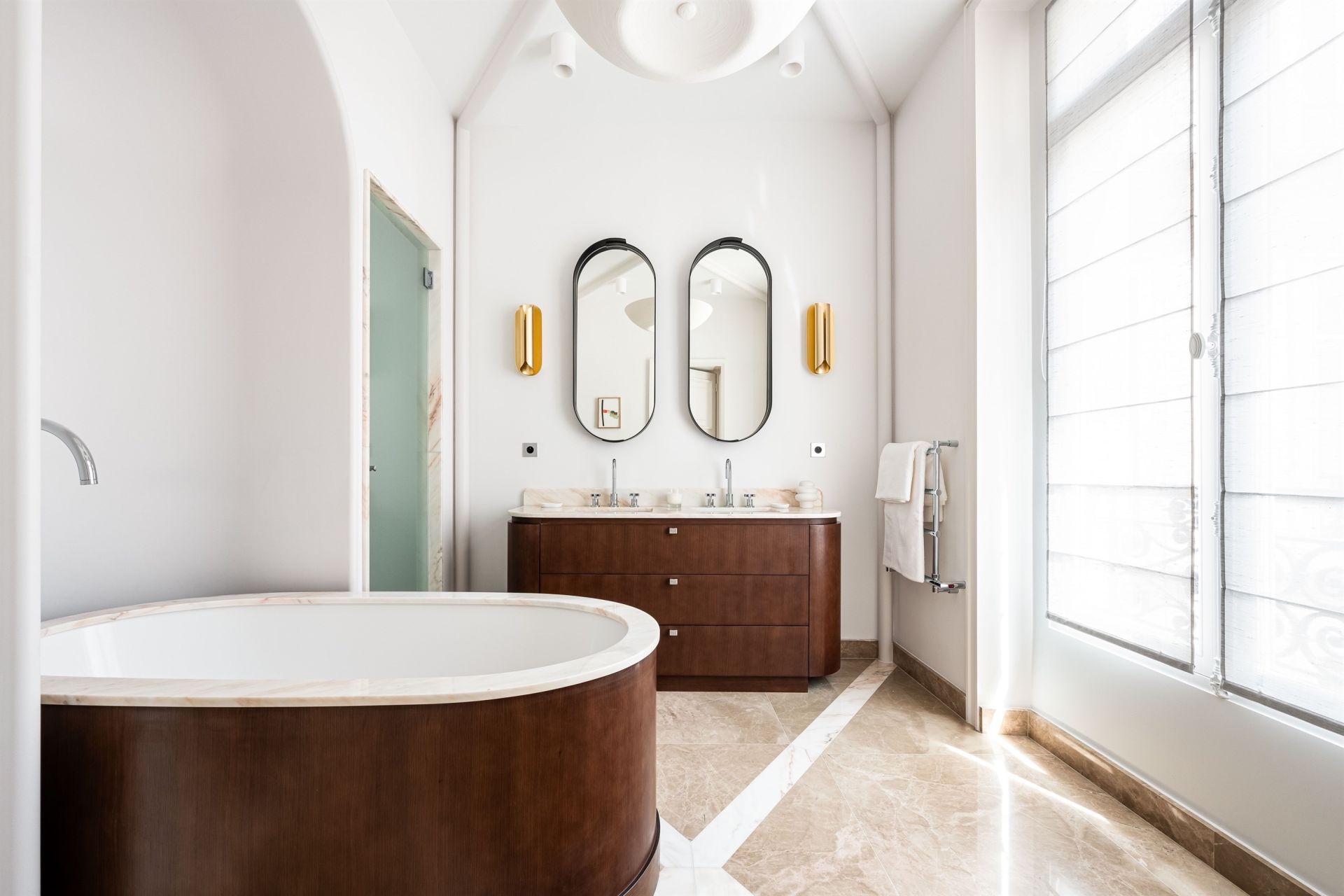 appartement 8 Pièces en vente sur PARIS (75008)