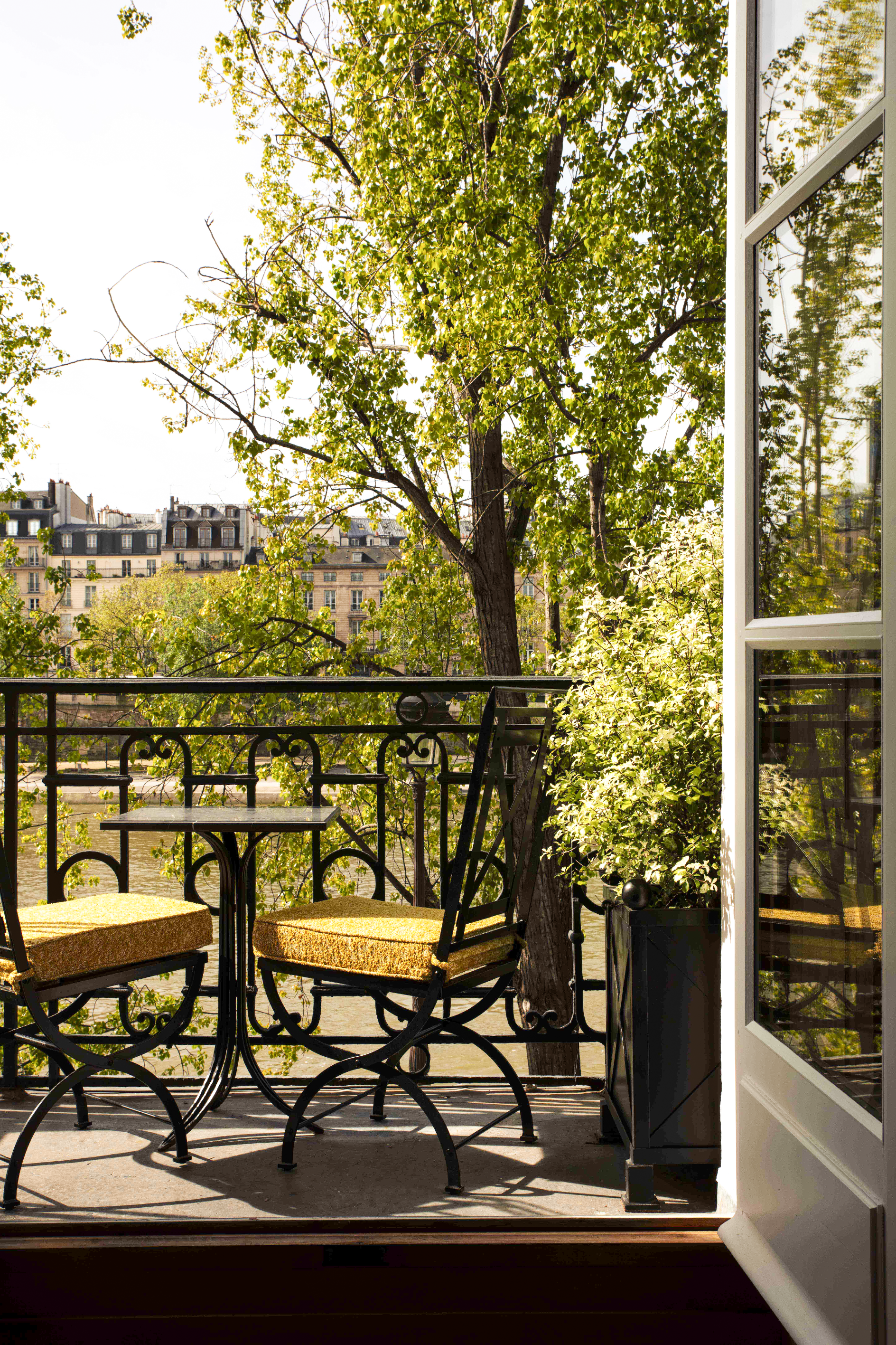 apartment 5 Rooms for rent on PARIS (75004)