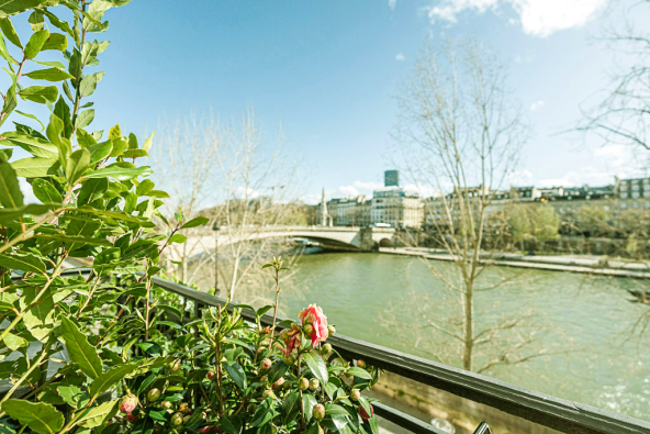 Rental Apartment Paris 4 5&nbsp;Rooms 209&nbsp;m²