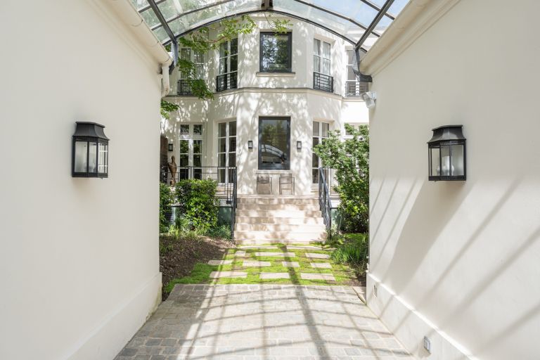 hôtel particulier 6 Pièces en vente sur PARIS (75007)