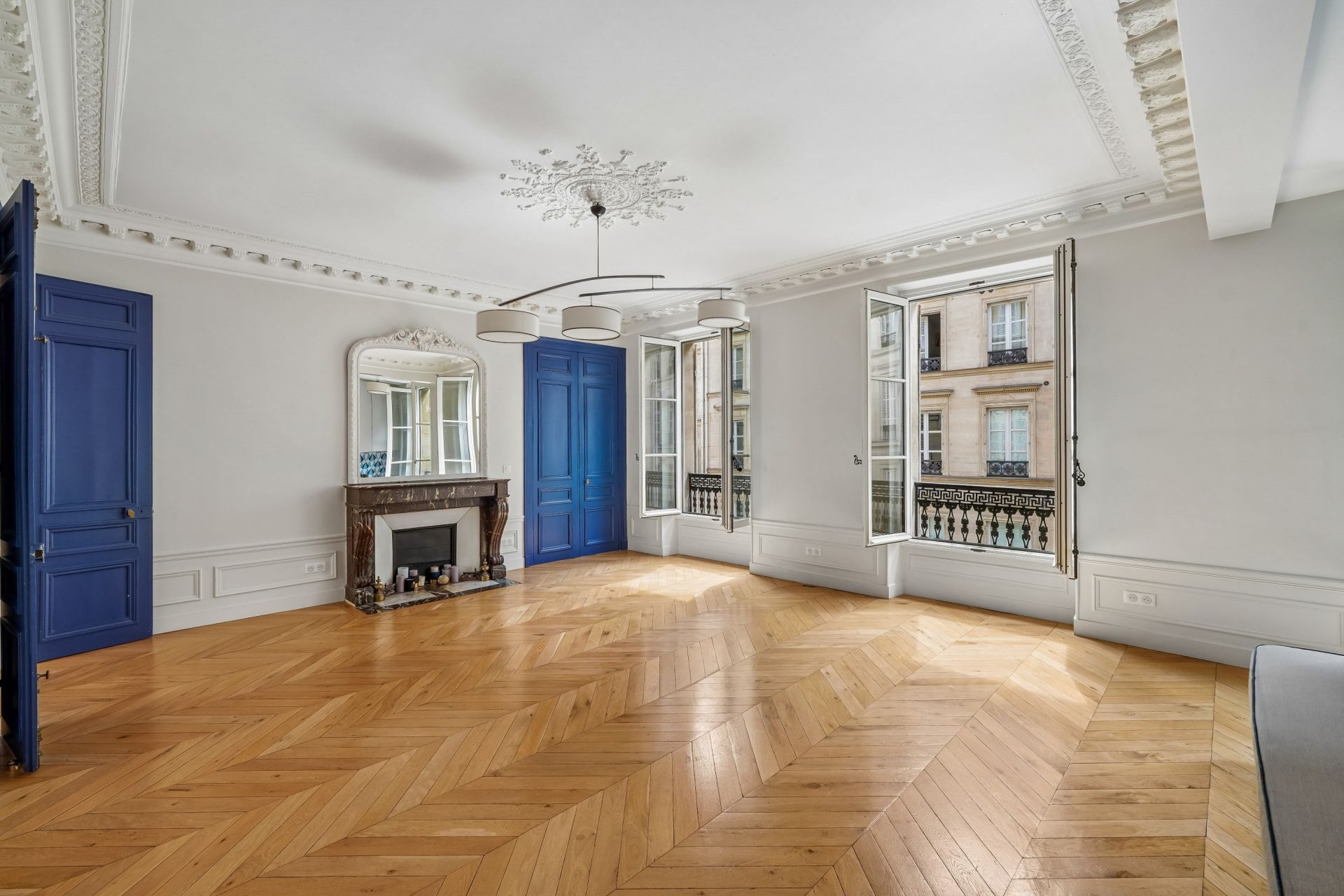 apartment 6 Rooms for sale on PARIS (75009)