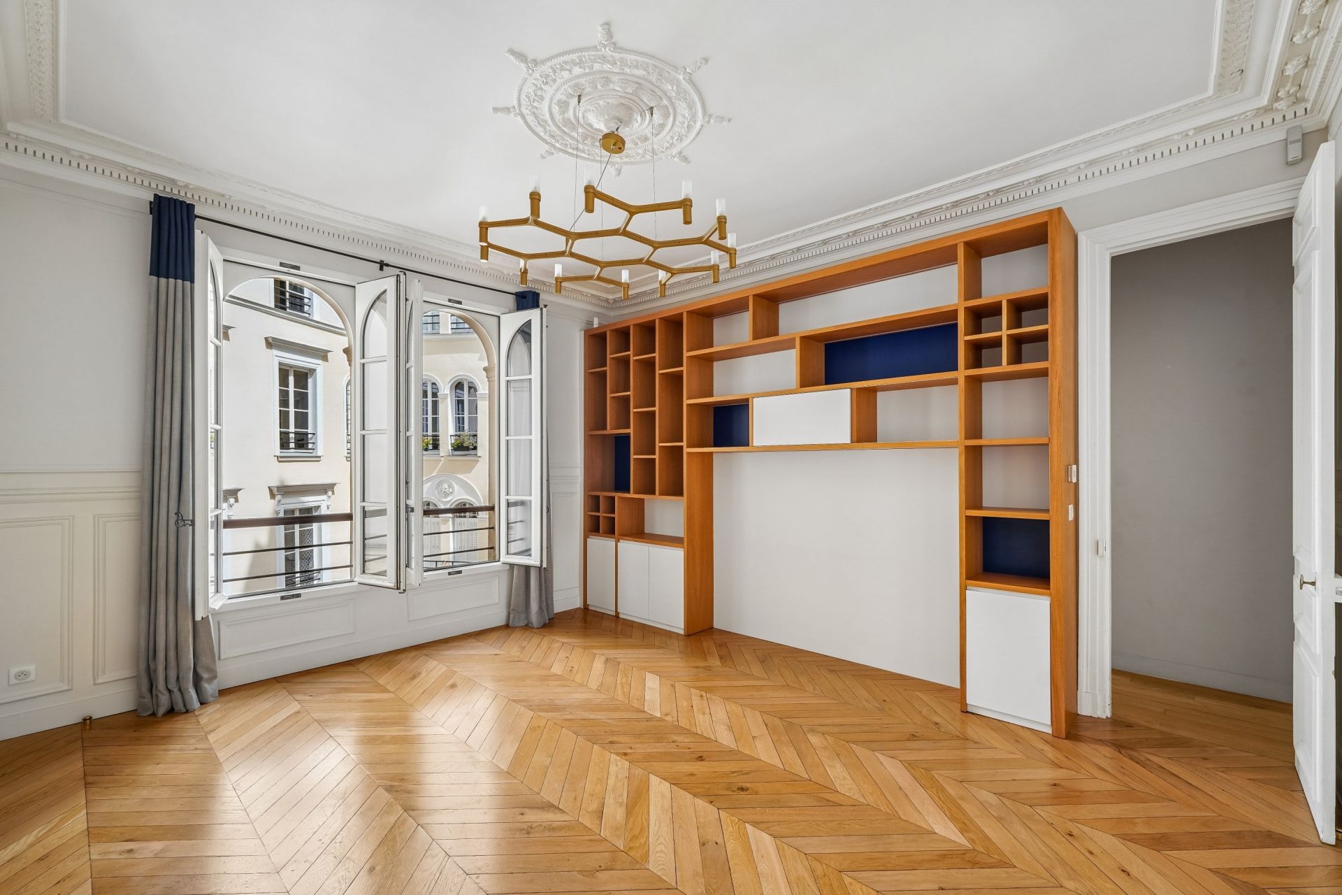 apartment 6 Rooms for sale on PARIS (75009)