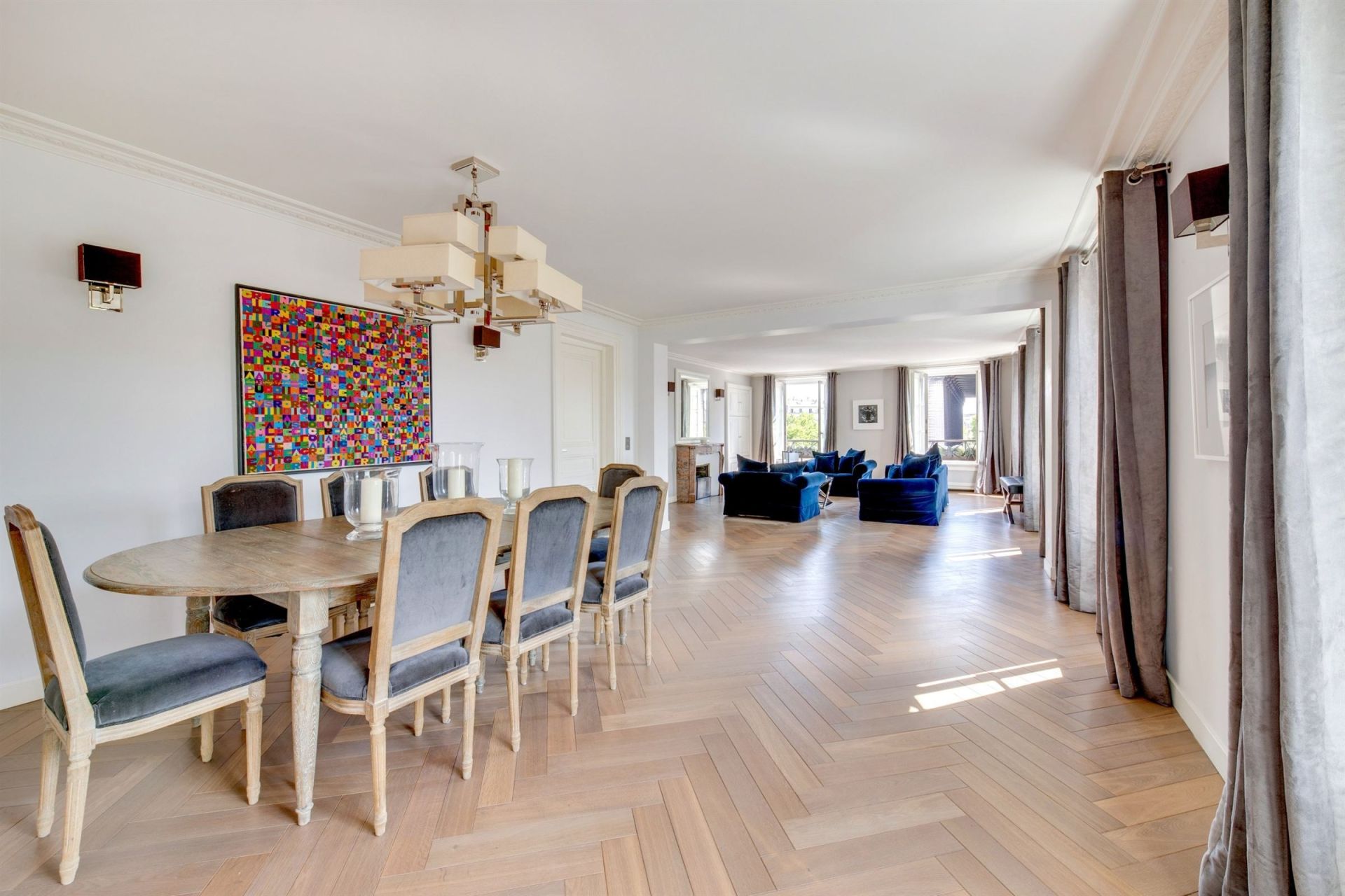 apartment 9 Rooms for rent on PARIS (75008)