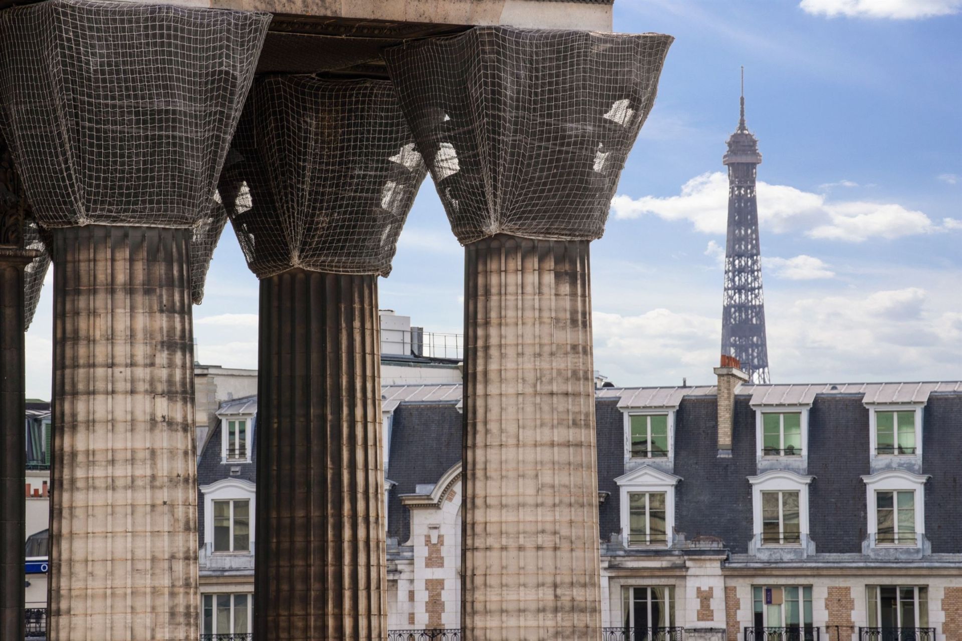 apartment 9 Rooms for rent on PARIS (75008)