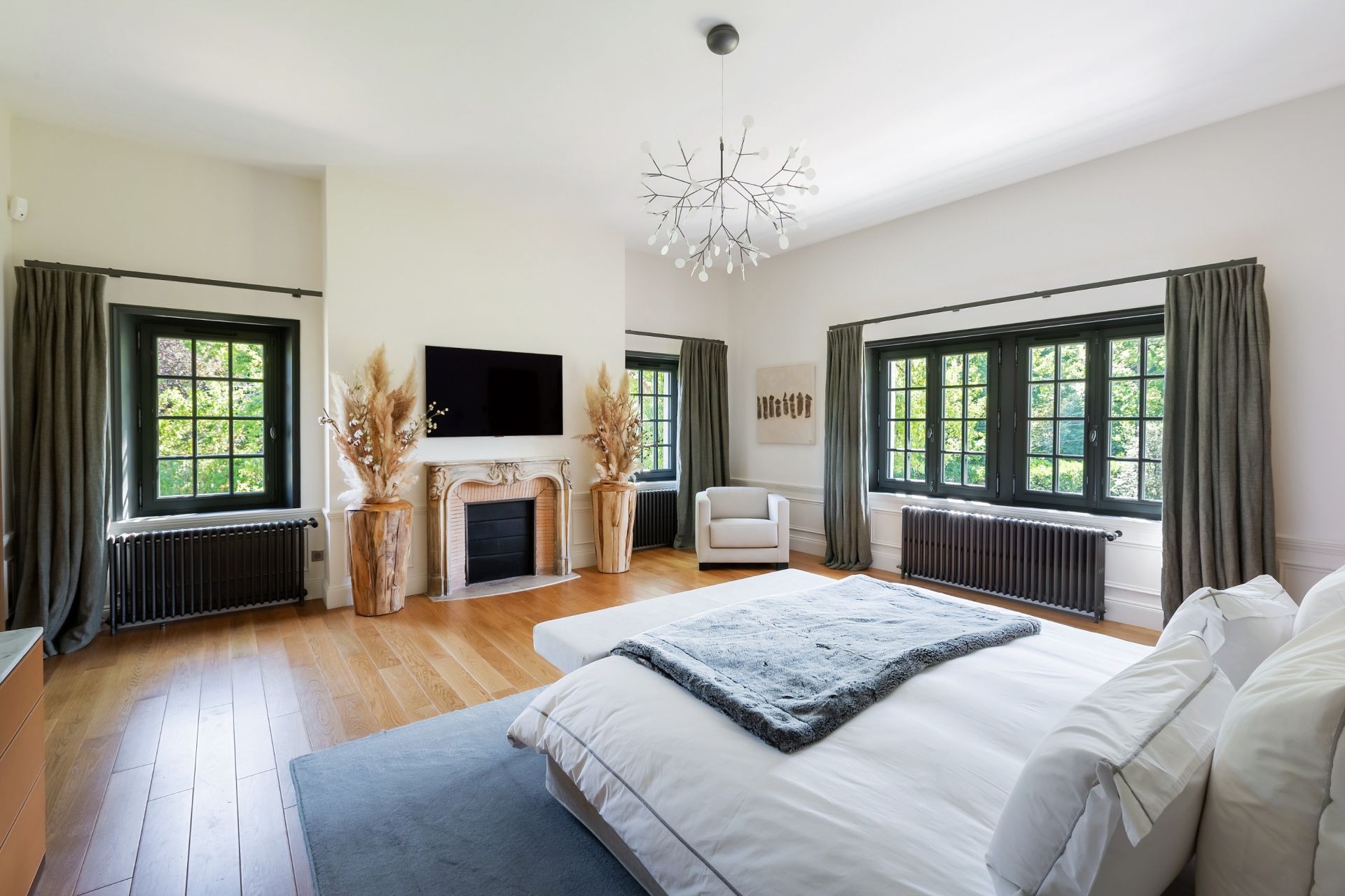 propriété 20 Pièces en vente sur BARBIZON (77630)