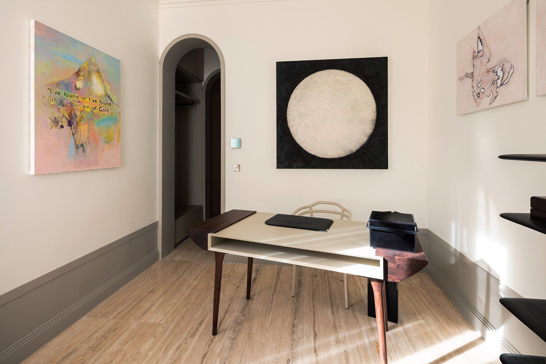 mansion (hôtel particulier) 13 Rooms for sale on PARIS (75006)