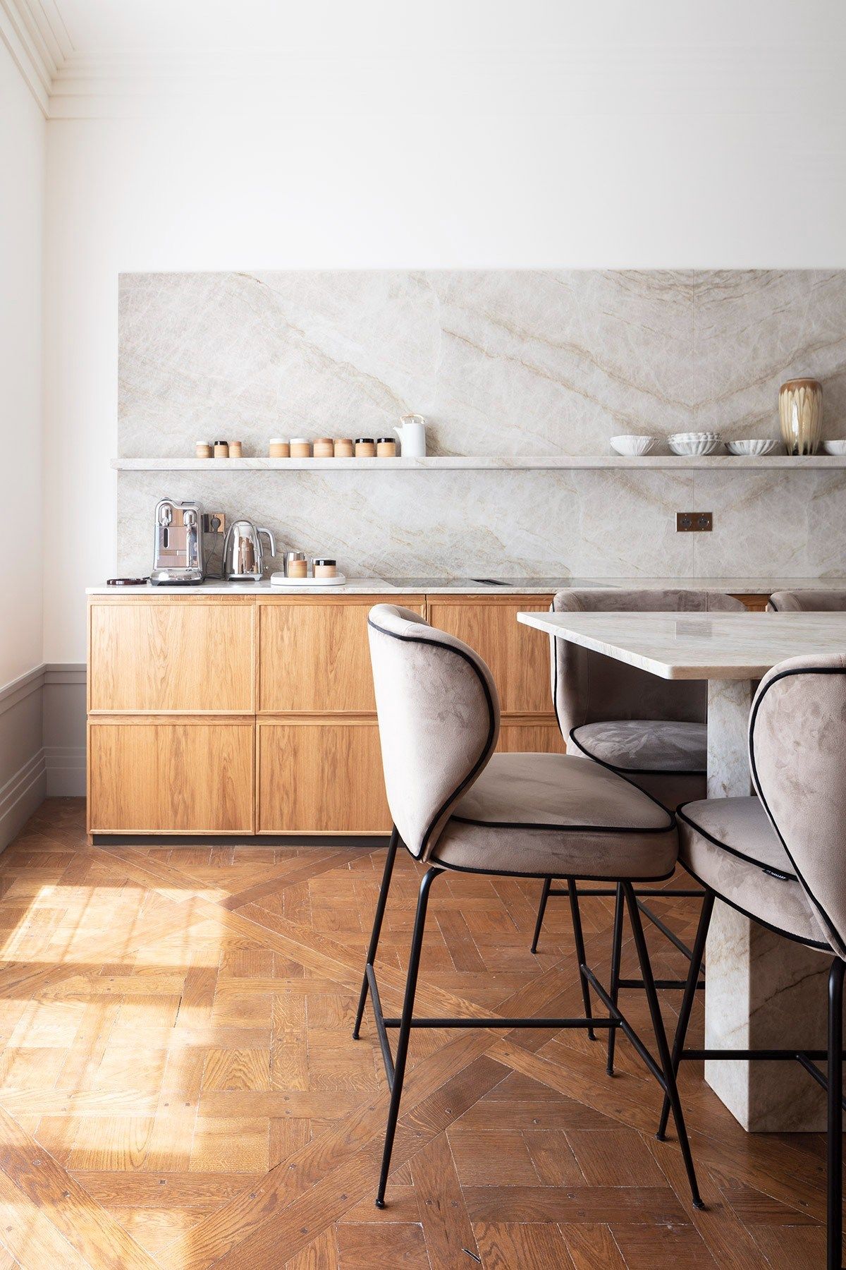 mansion (hôtel particulier) 13 Rooms for sale on PARIS (75006)