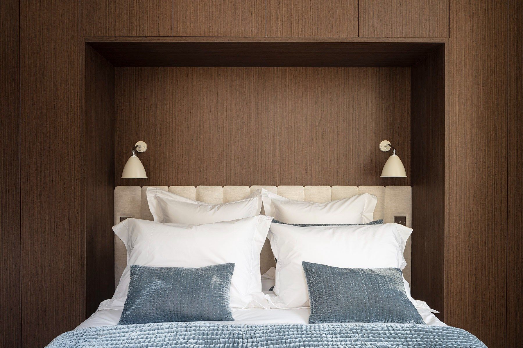 mansion (hôtel particulier) 13 Rooms for sale on PARIS (75006)