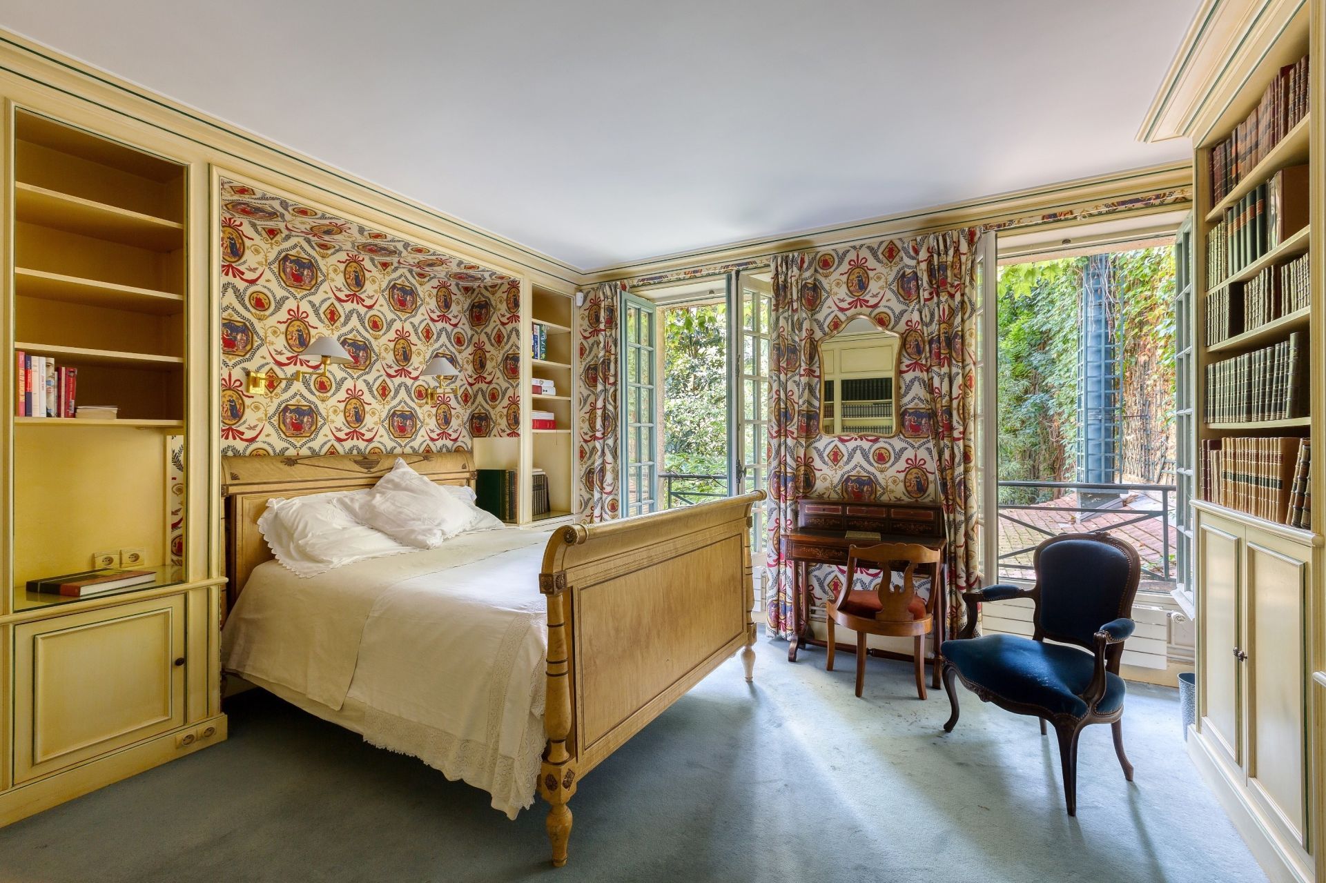 maison 13 Pièces en vente sur PARIS (75007)