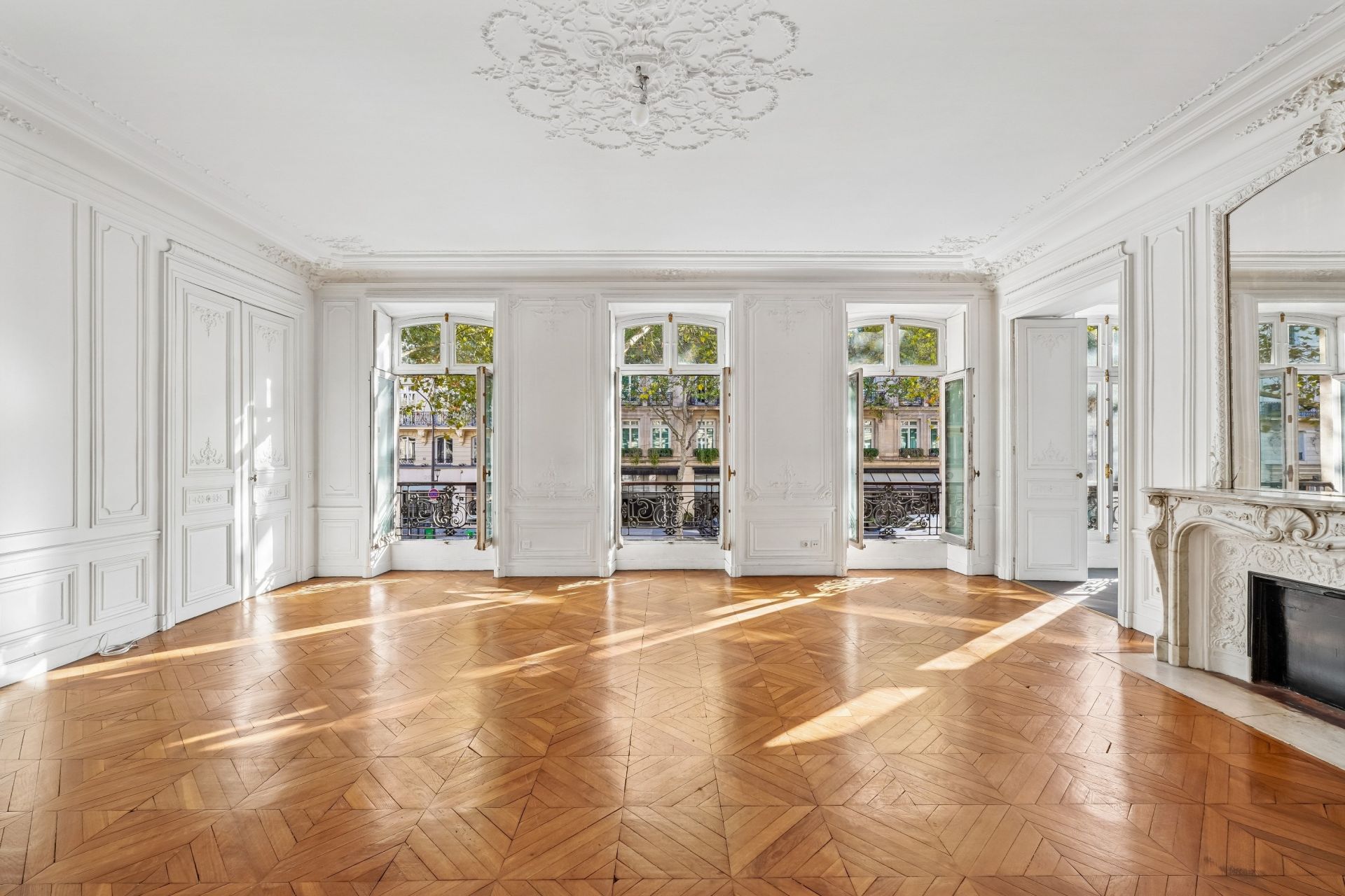 appartement 6 Pièces en vente sur PARIS (75008)