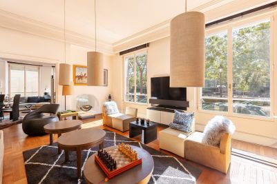 Vente Appartement Paris 4 4&nbsp;Pièces 168.5&nbsp;m²