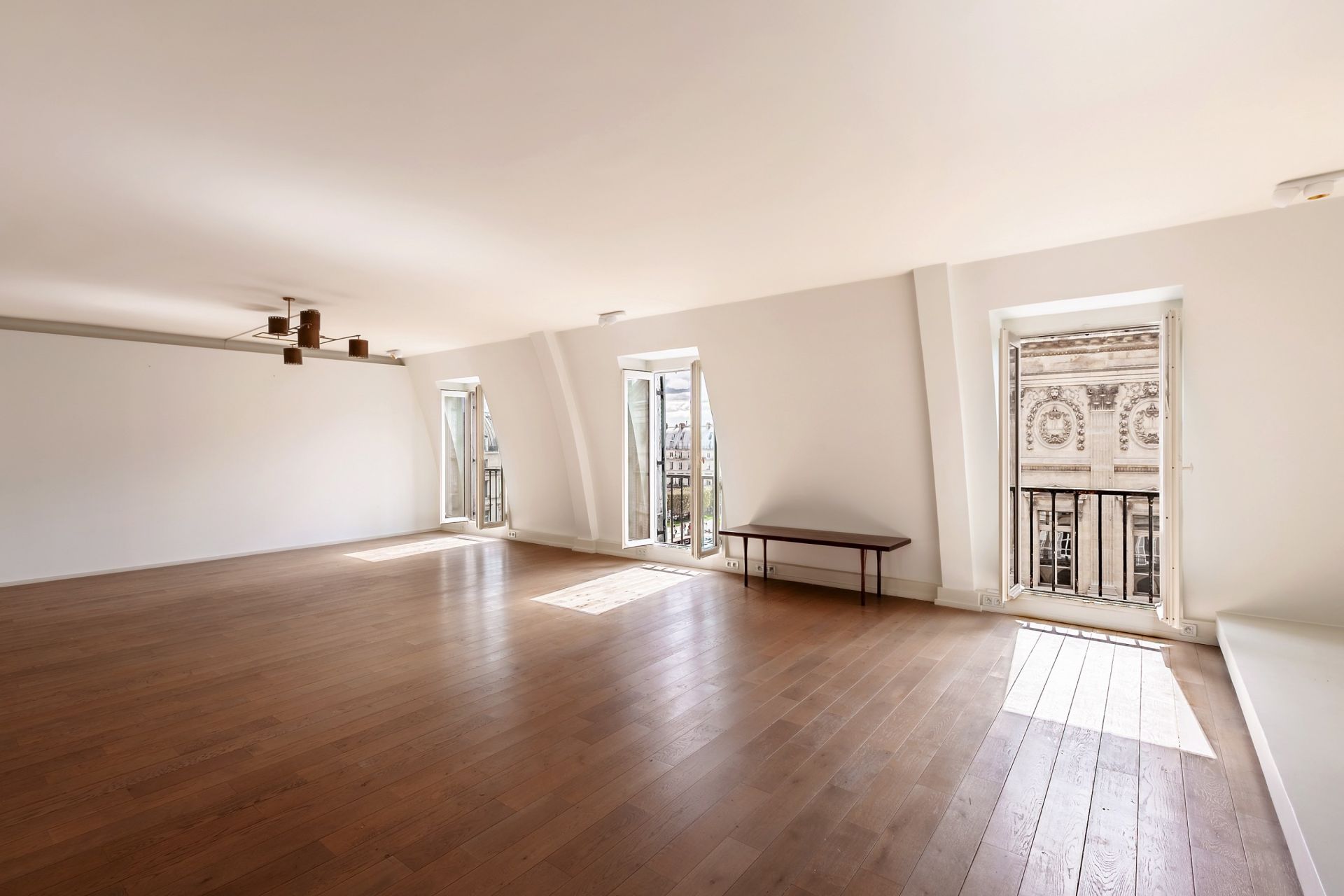 apartment 4 Rooms for sale on PARIS (75001)