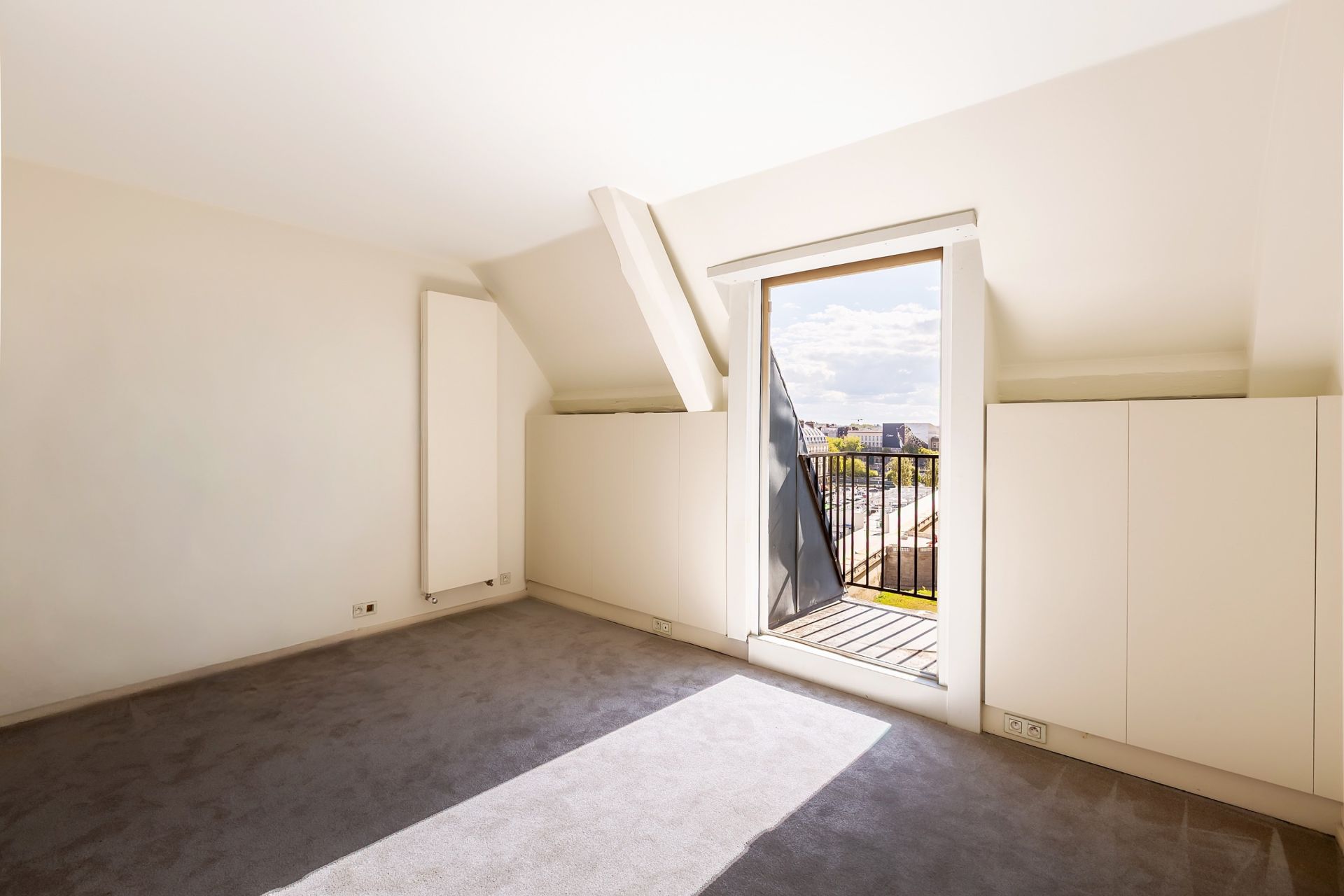apartment 4 Rooms for sale on PARIS (75001)