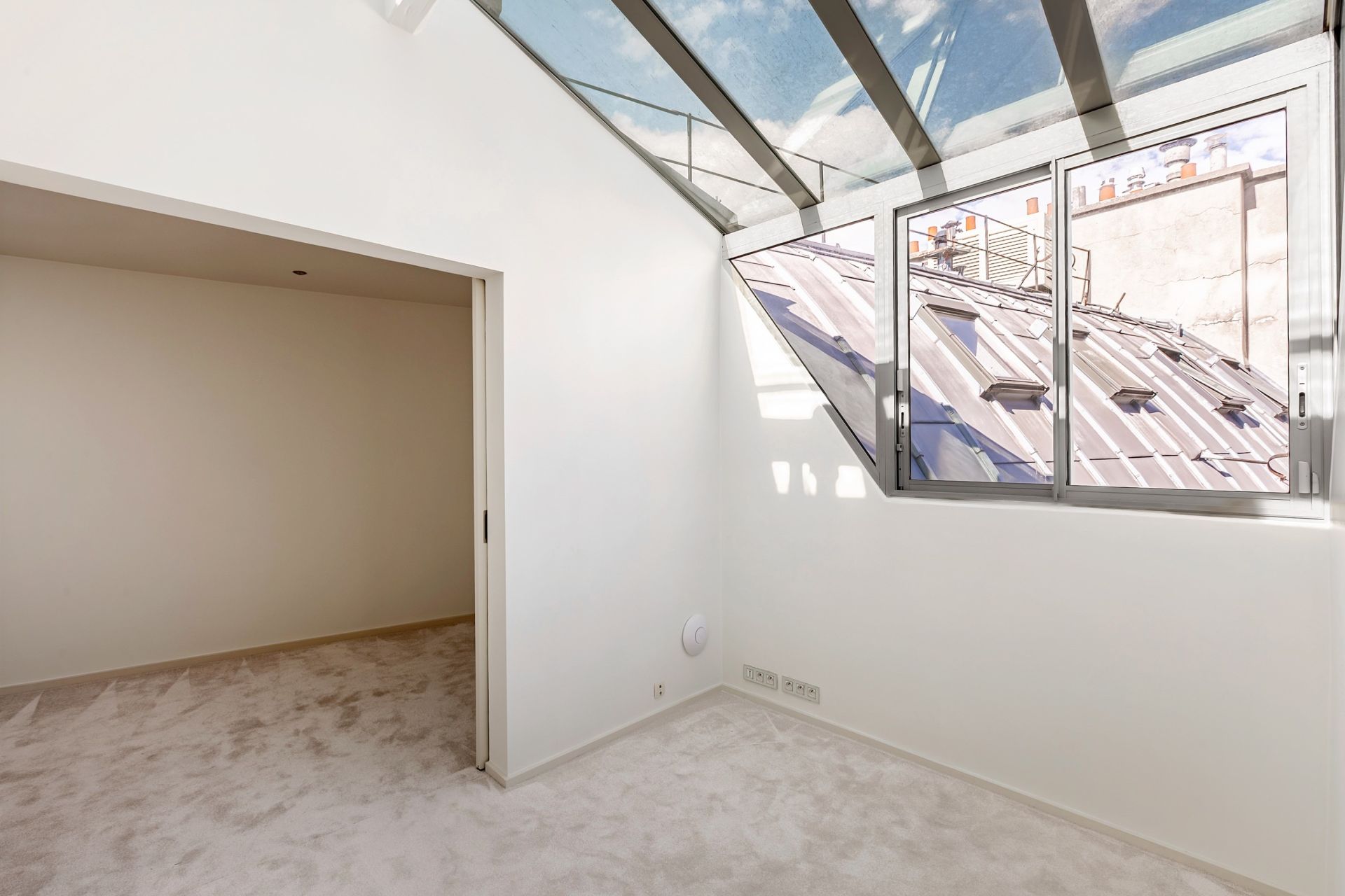 apartment 4 Rooms for sale on PARIS (75001)