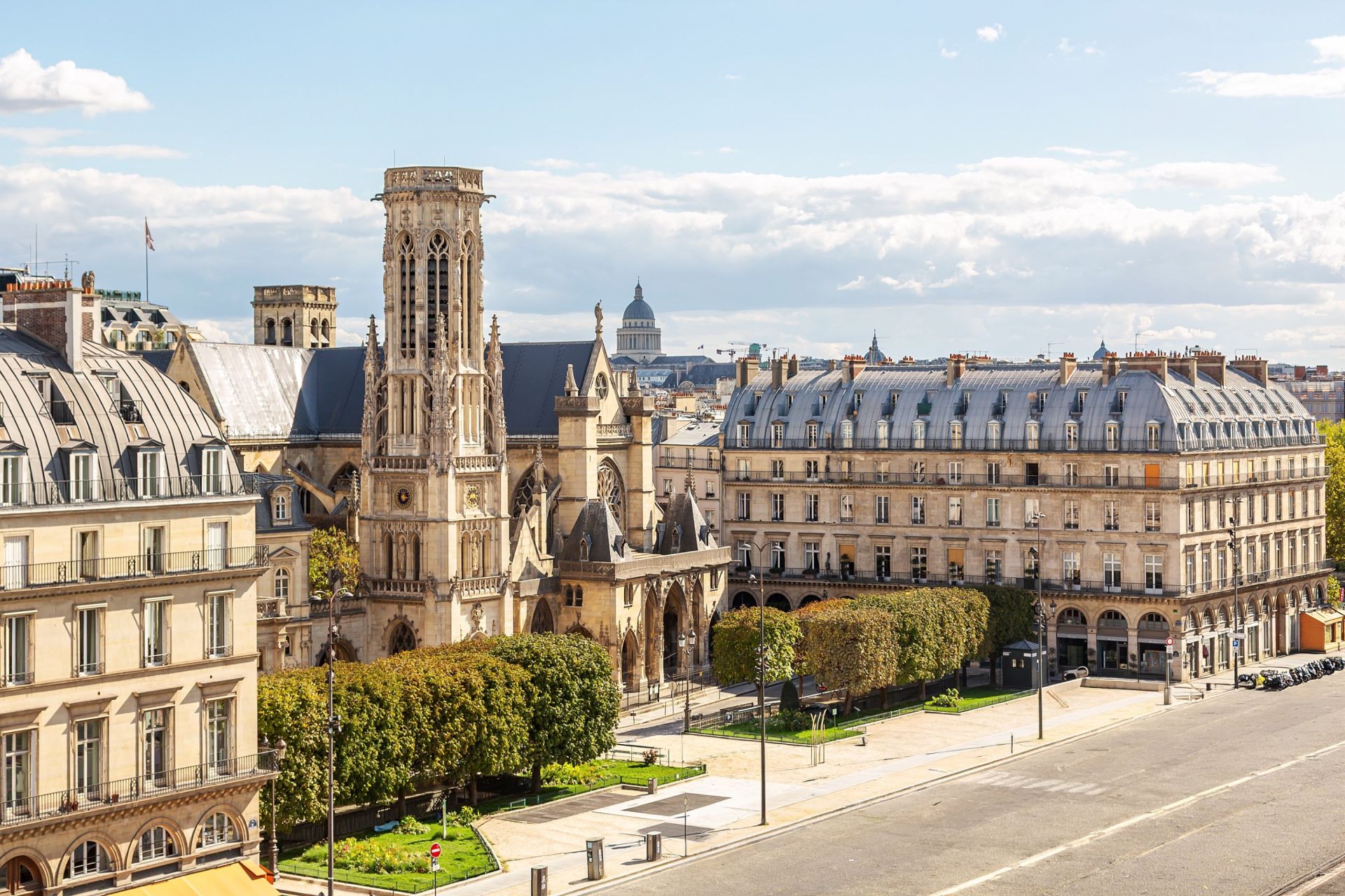 apartment 4 Rooms for sale on PARIS (75001)