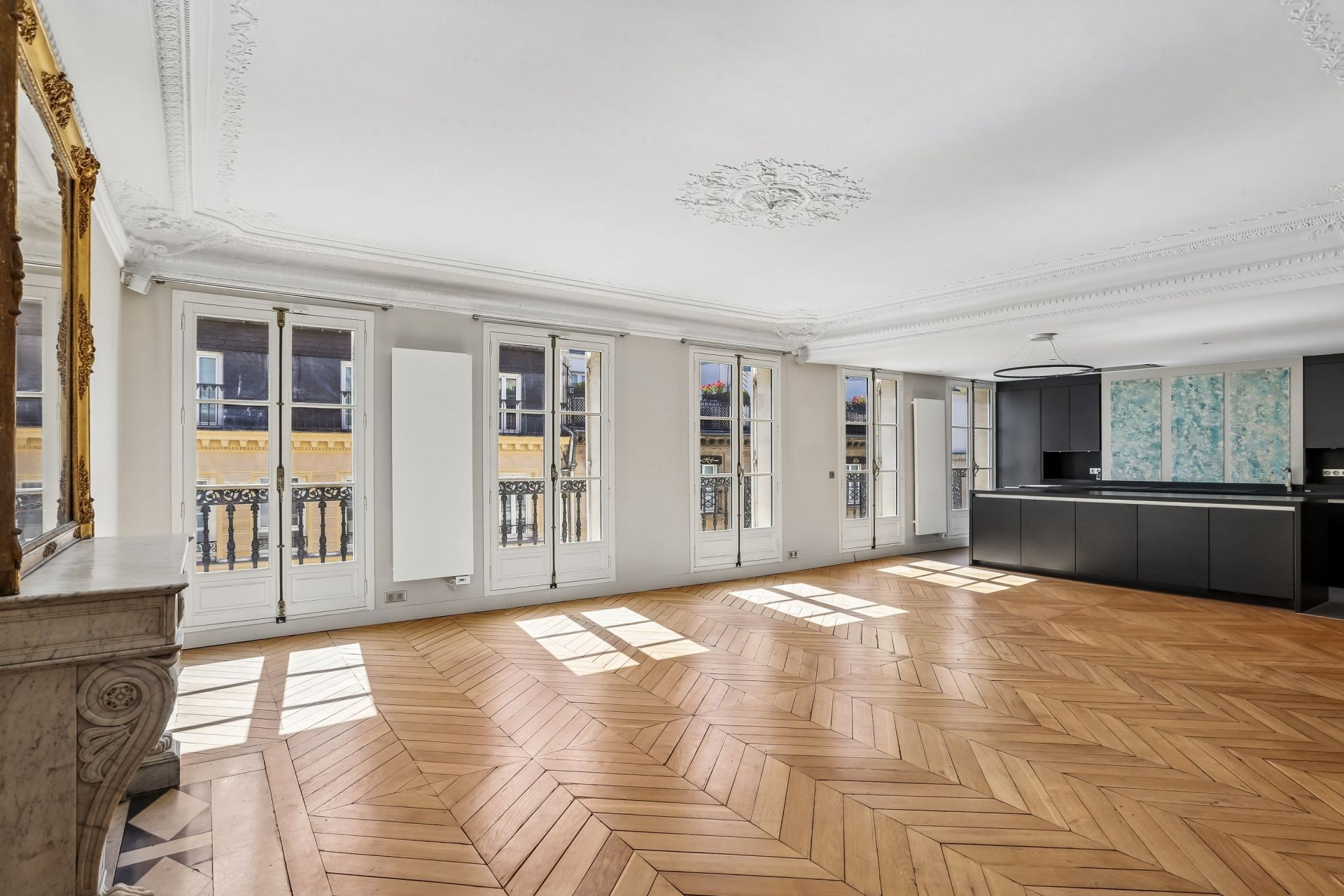 appartement 5 Pièces en location sur PARIS (75008)