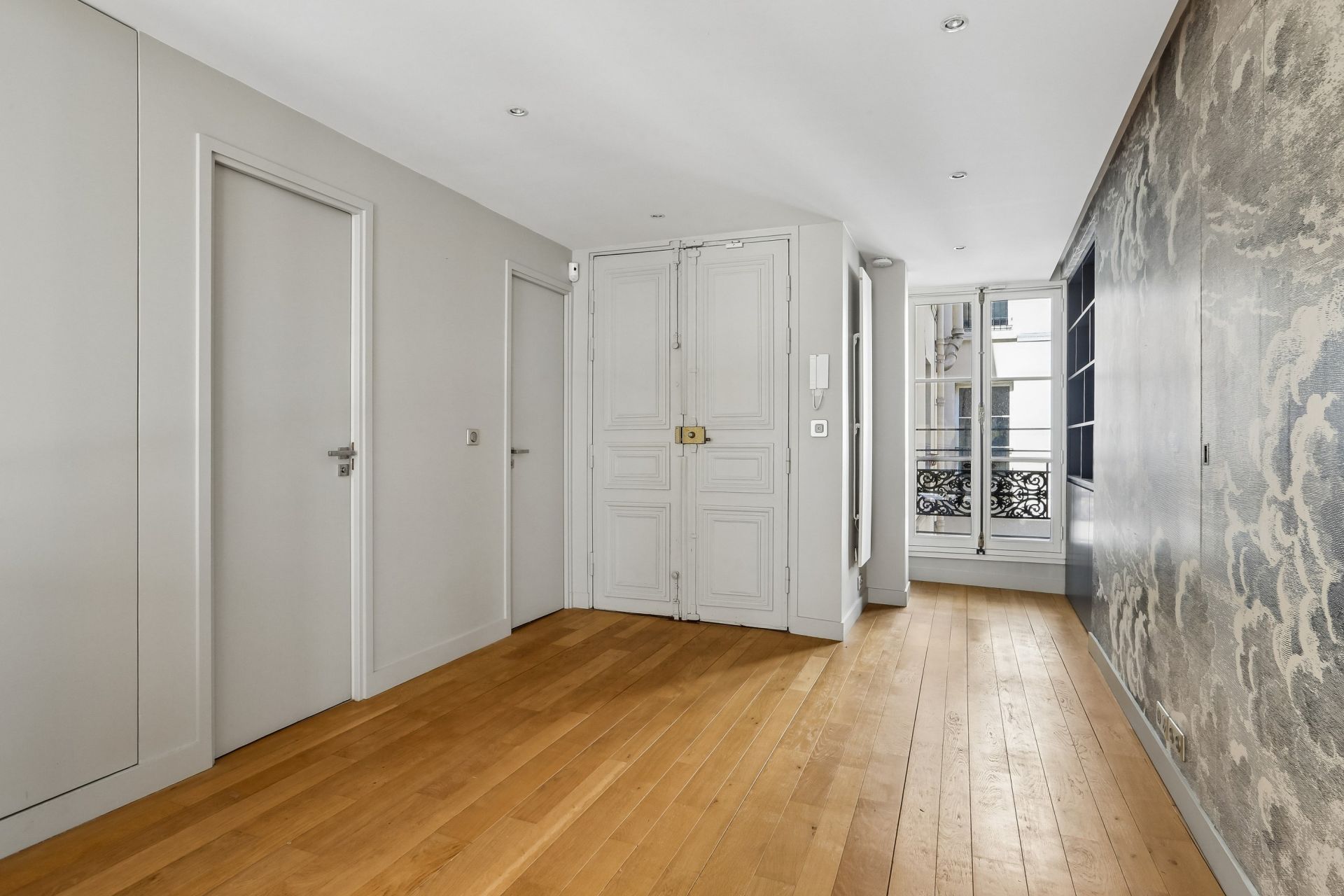 appartement 5 Pièces en location sur PARIS (75008)
