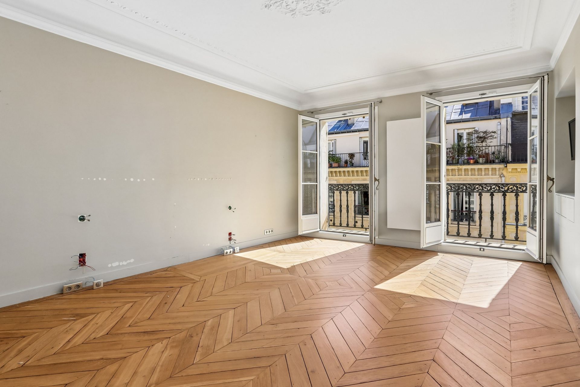 appartement 5 Pièces en location sur PARIS (75008)