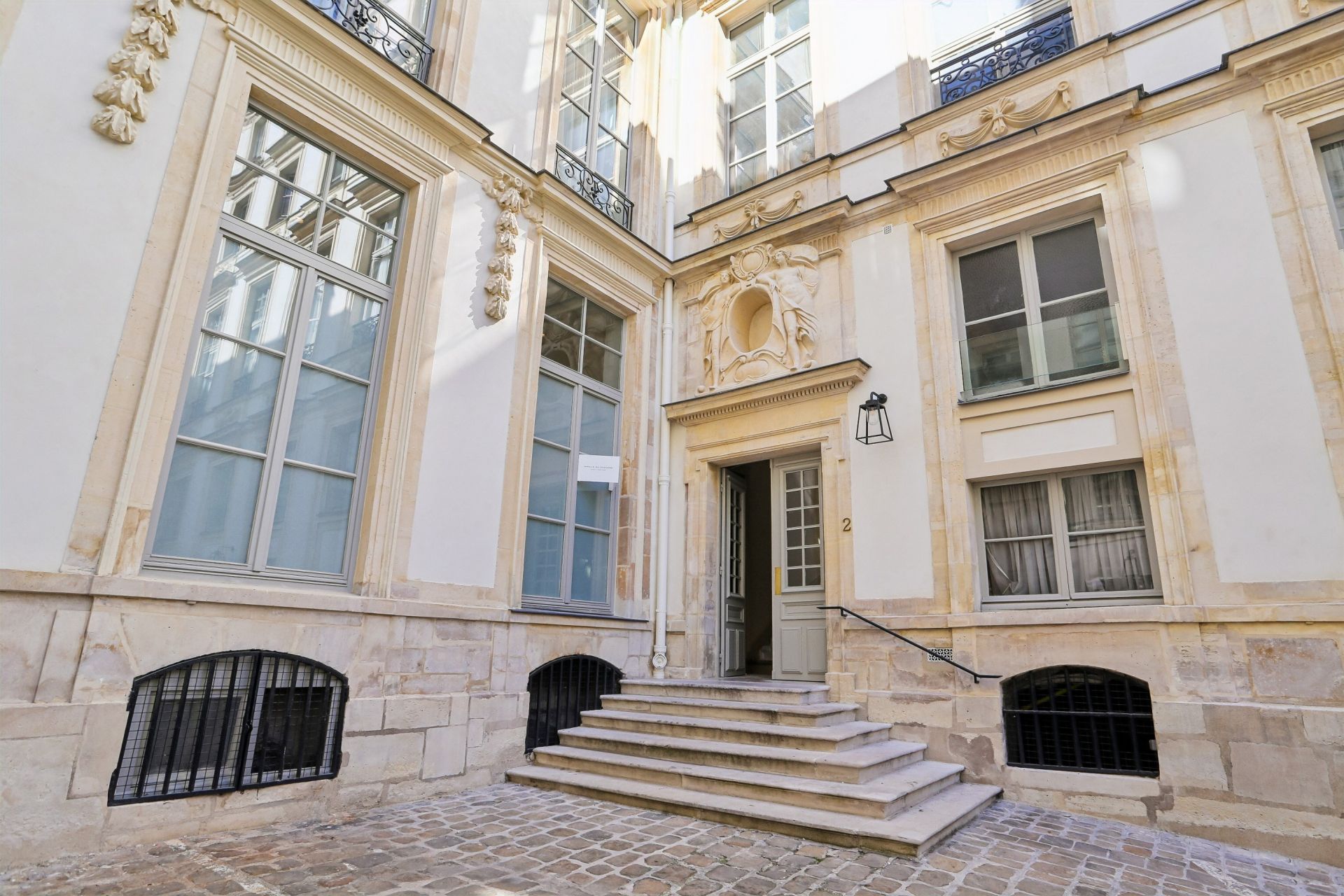 apartment 4 Rooms for rent on PARIS (75006)