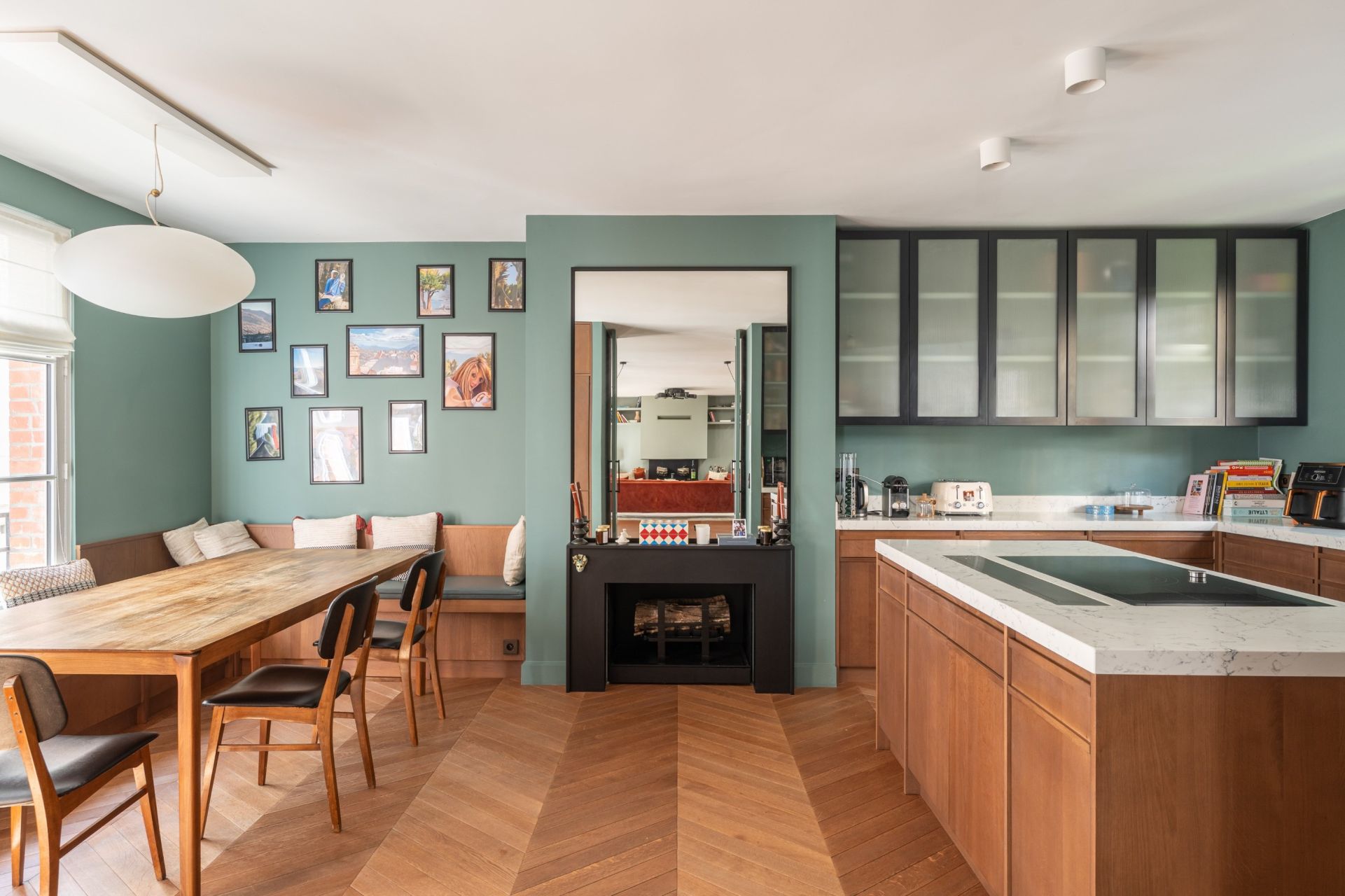 house 10 Rooms for sale on PARIS (75007)