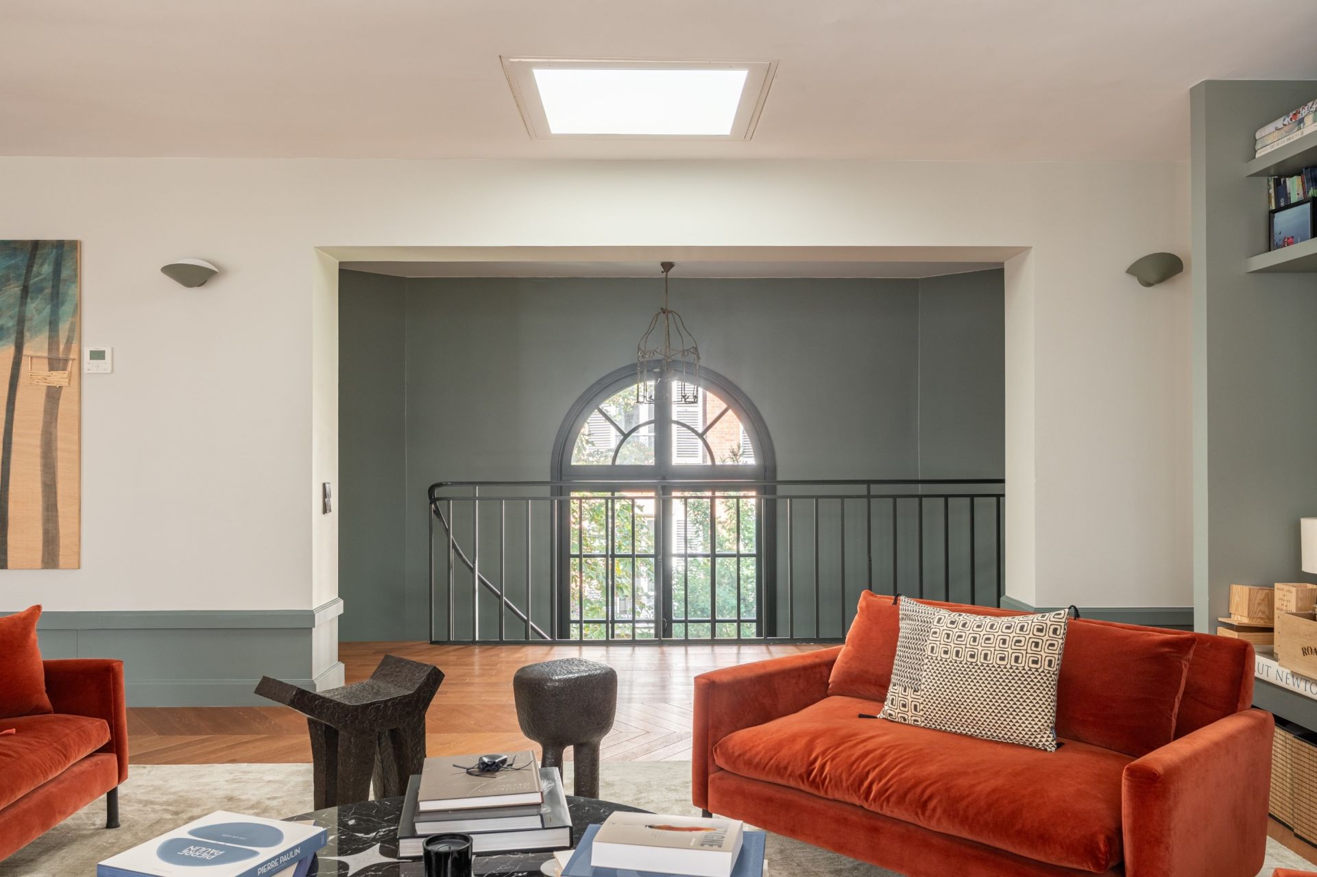house 10 Rooms for sale on PARIS (75007)