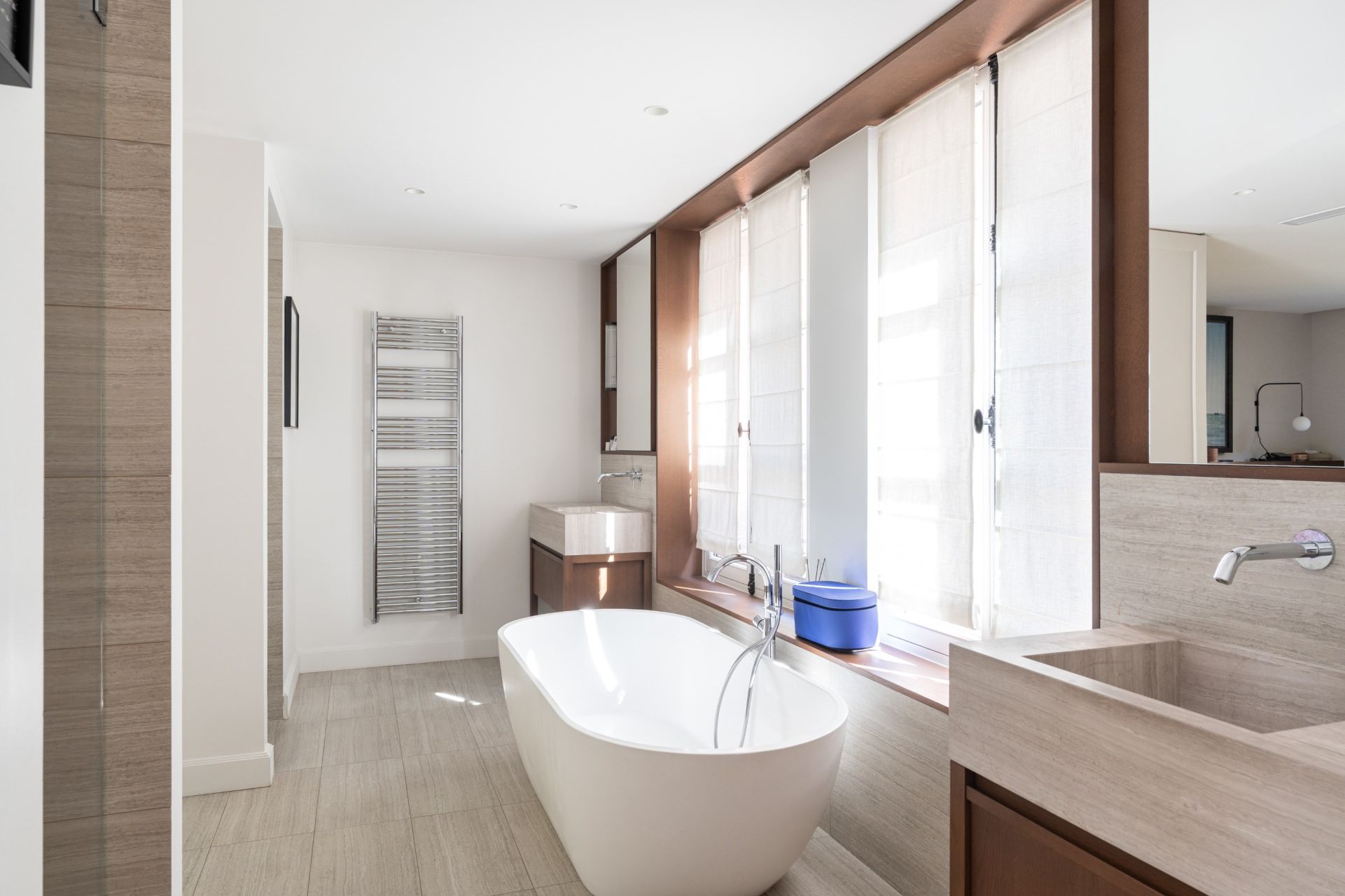 house 10 Rooms for sale on PARIS (75007)
