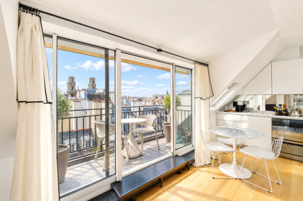 Vente Appartement Paris 6 2&nbsp;Pièces 56&nbsp;m²