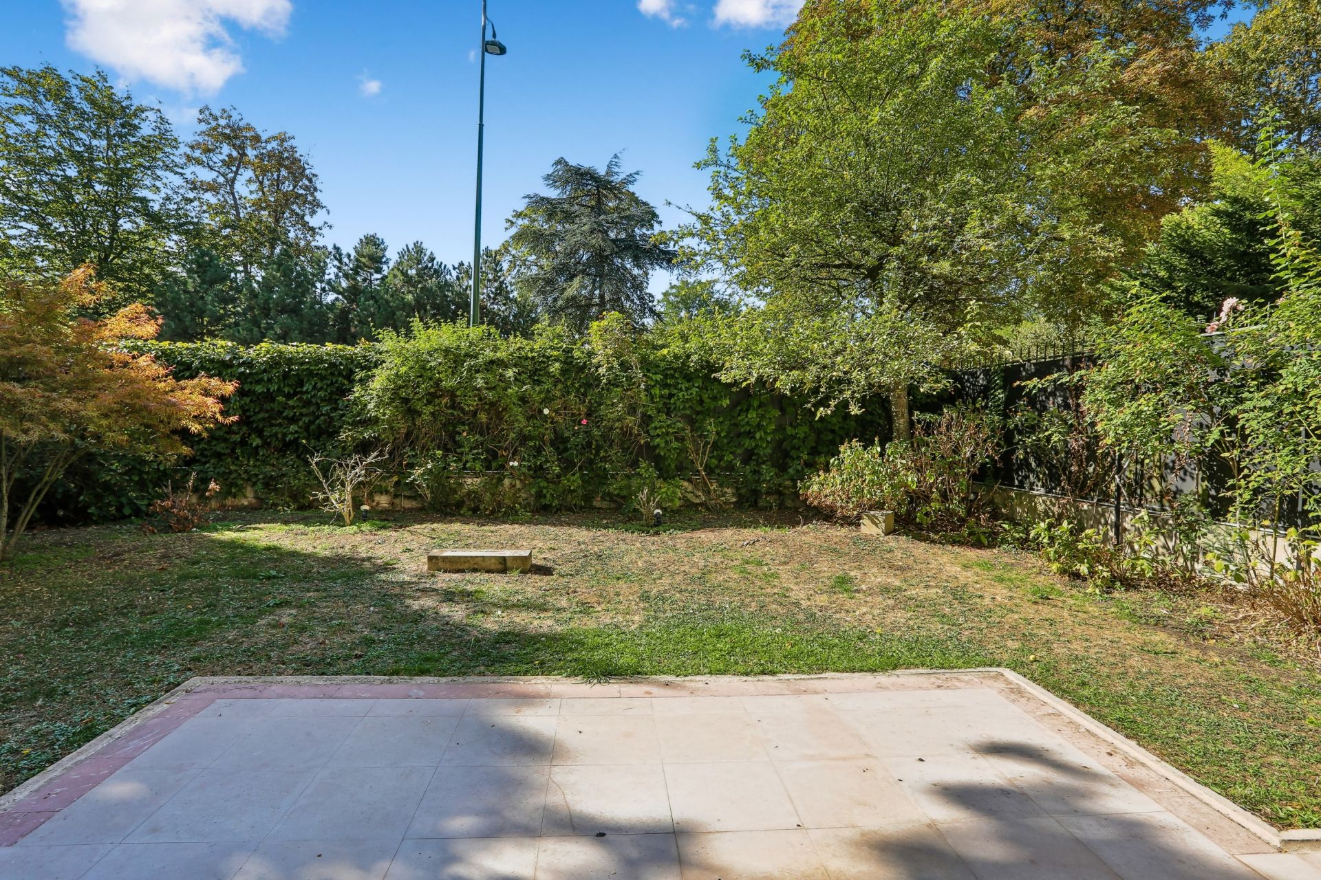 apartment 3 Rooms for sale on PARIS (75016)
