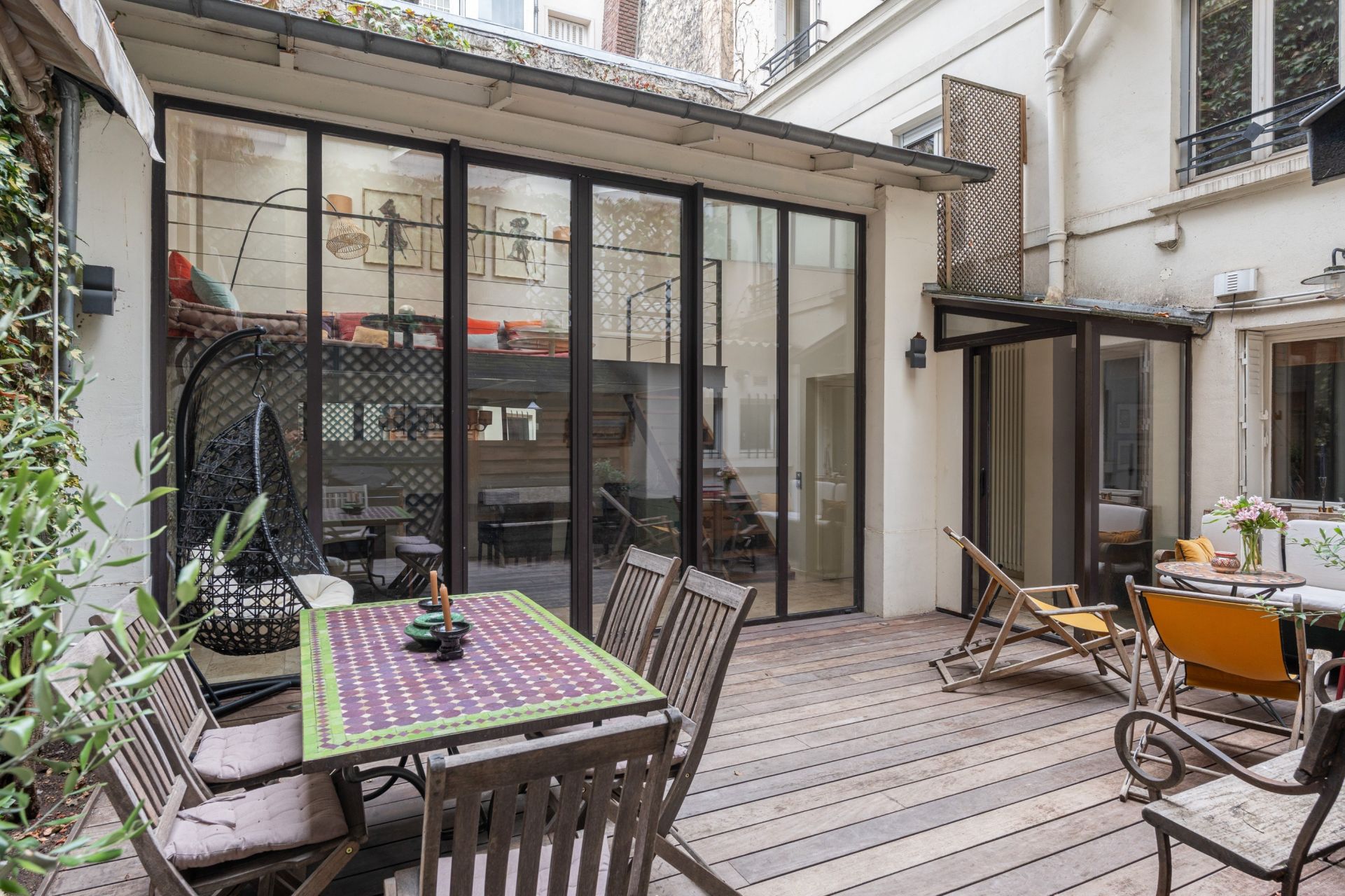 house 7 Rooms for sale on PARIS (75007)