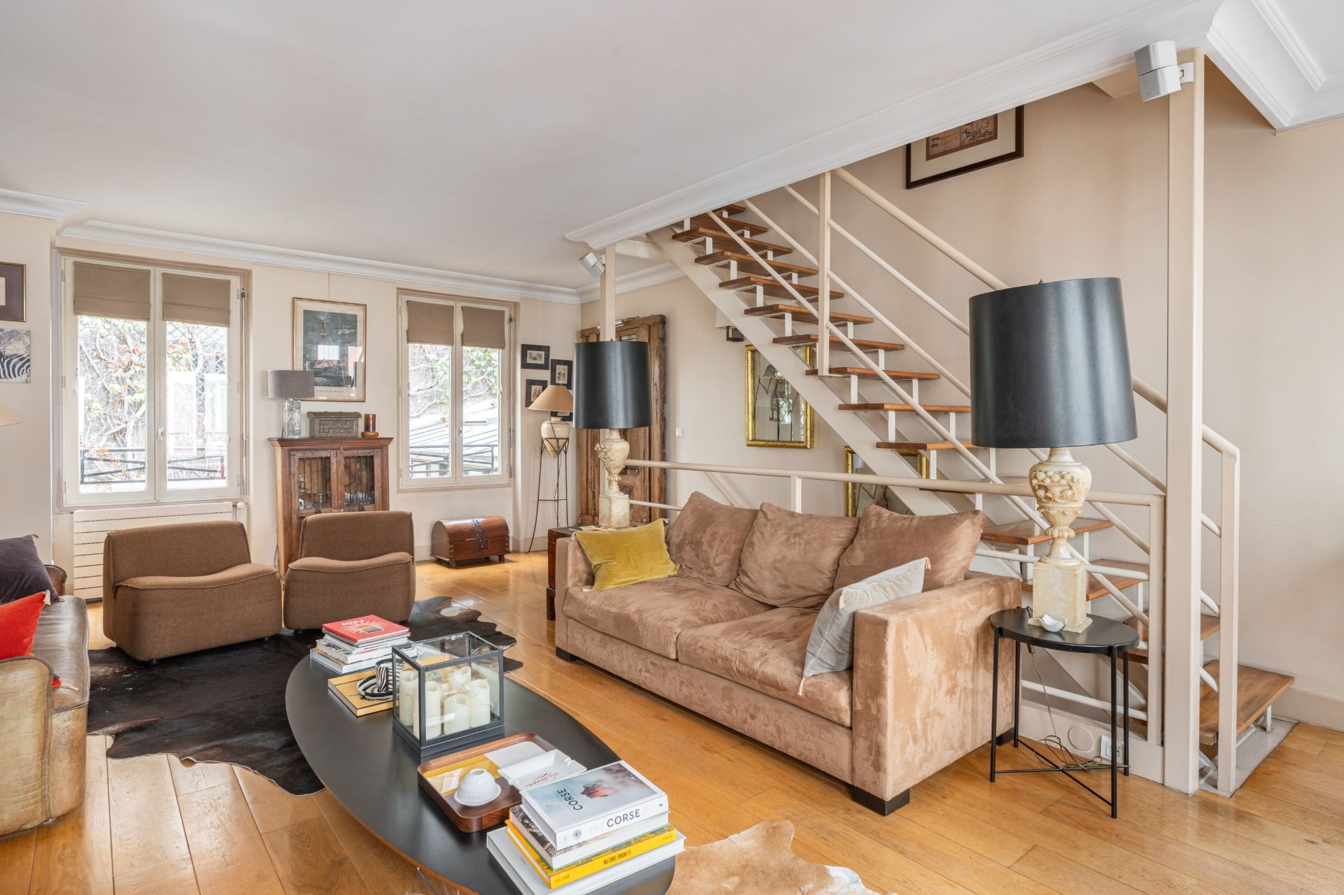house 7 Rooms for sale on PARIS (75007)